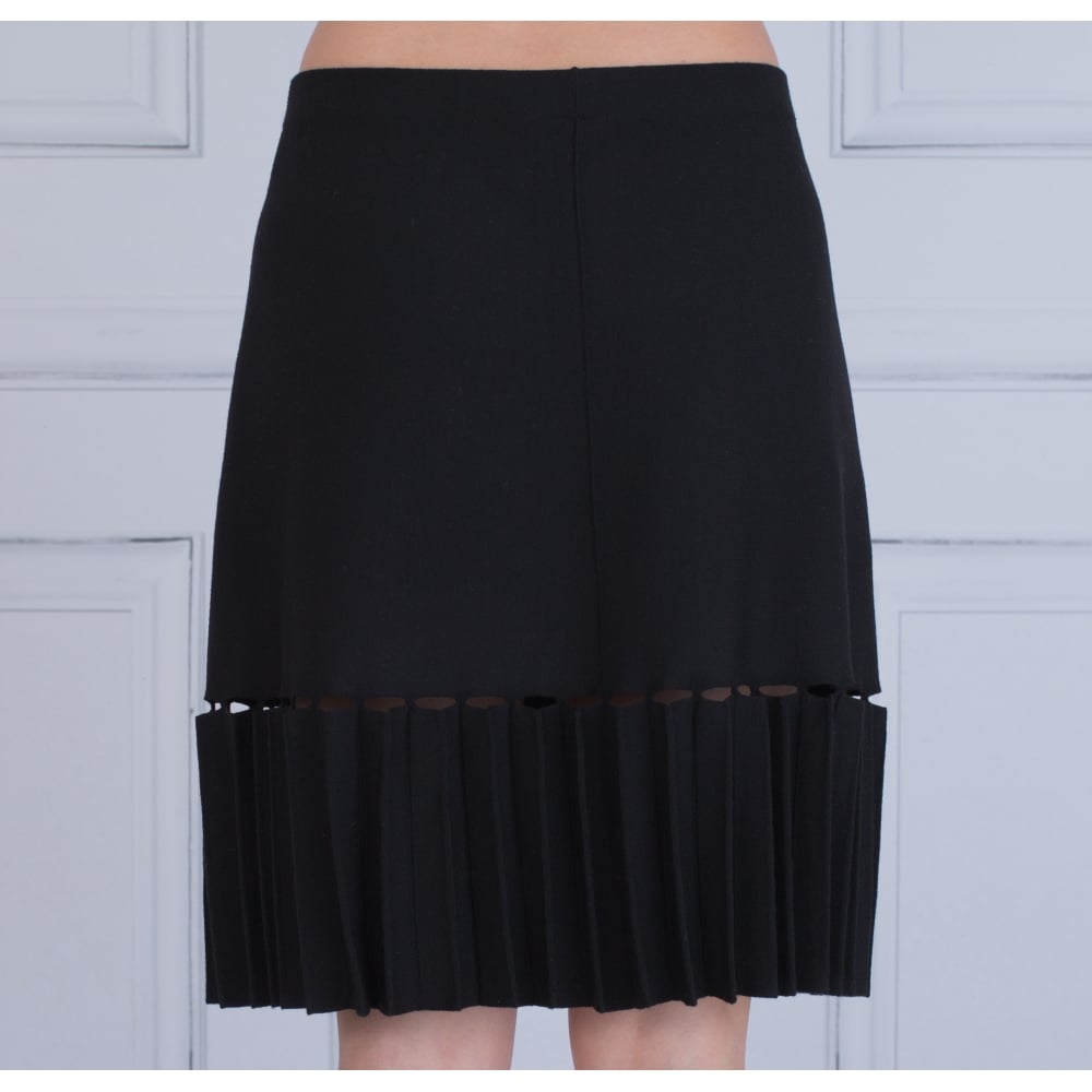 D Exterior Pleat Hem Skirt Black