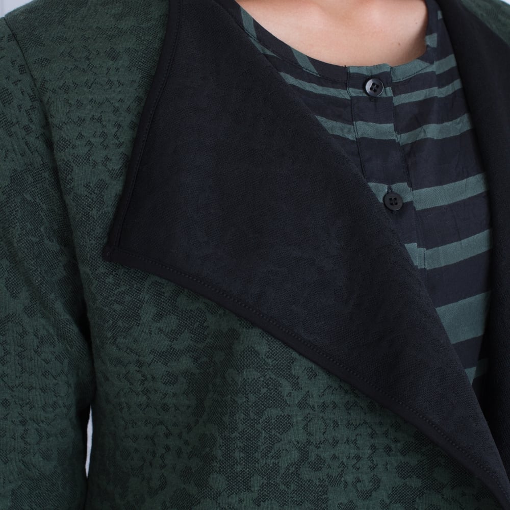 Masai Iri Jersey Jacket With Contrast Lining Black/Green