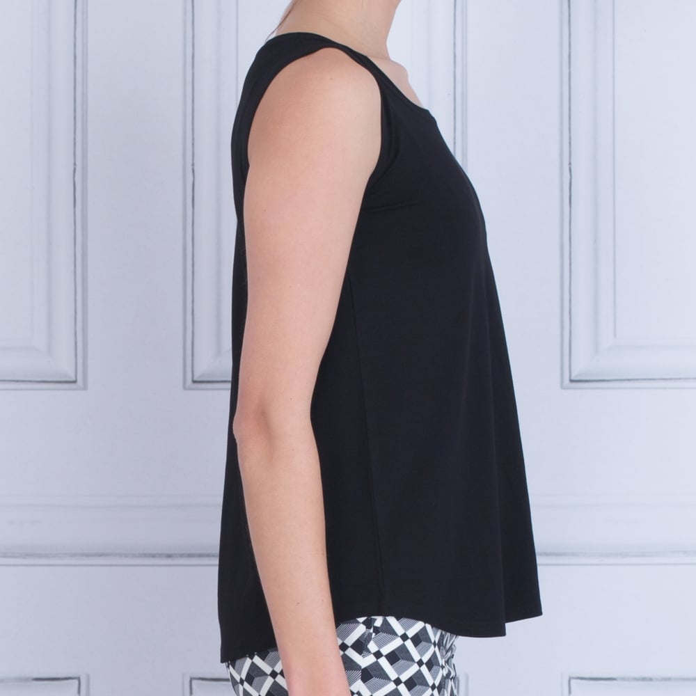 Elisa A Shape Vest In Black