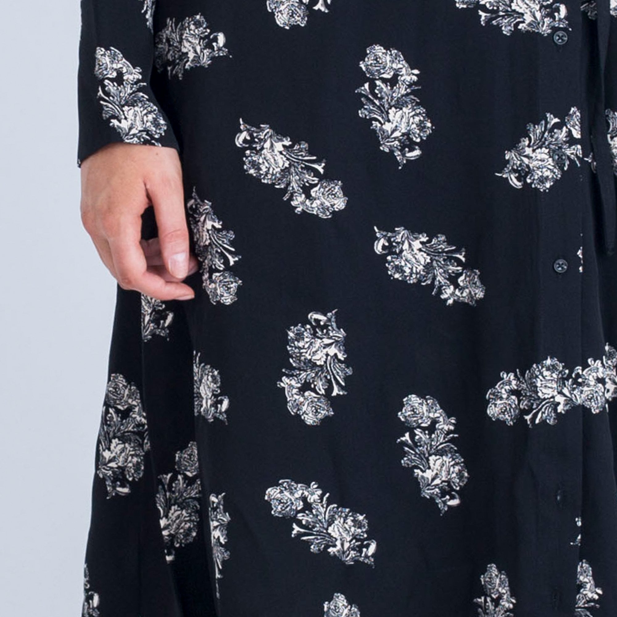 In Wear Elena Flower Print Dress With Tie Side Black/Cream