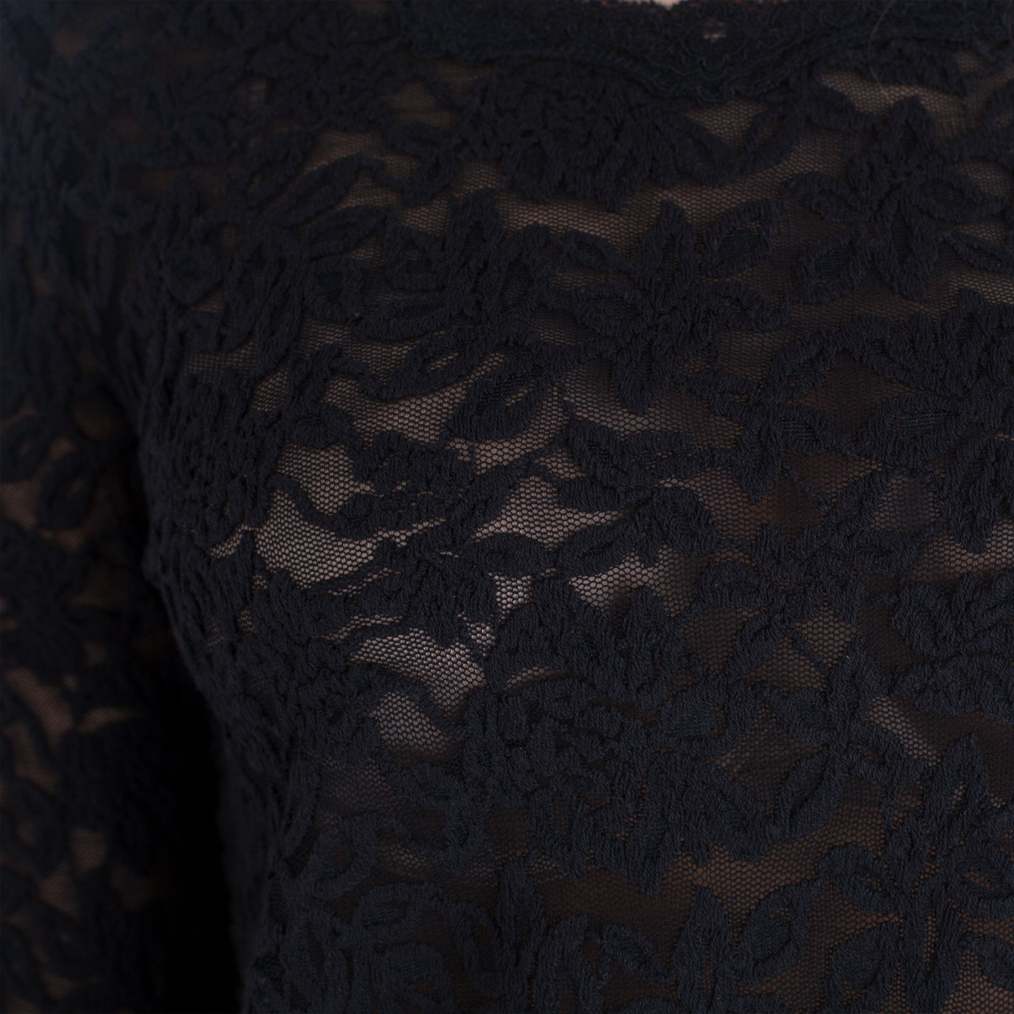 Rosemunde Lace A Line Top With 3/4 Gathered Sleeve Black