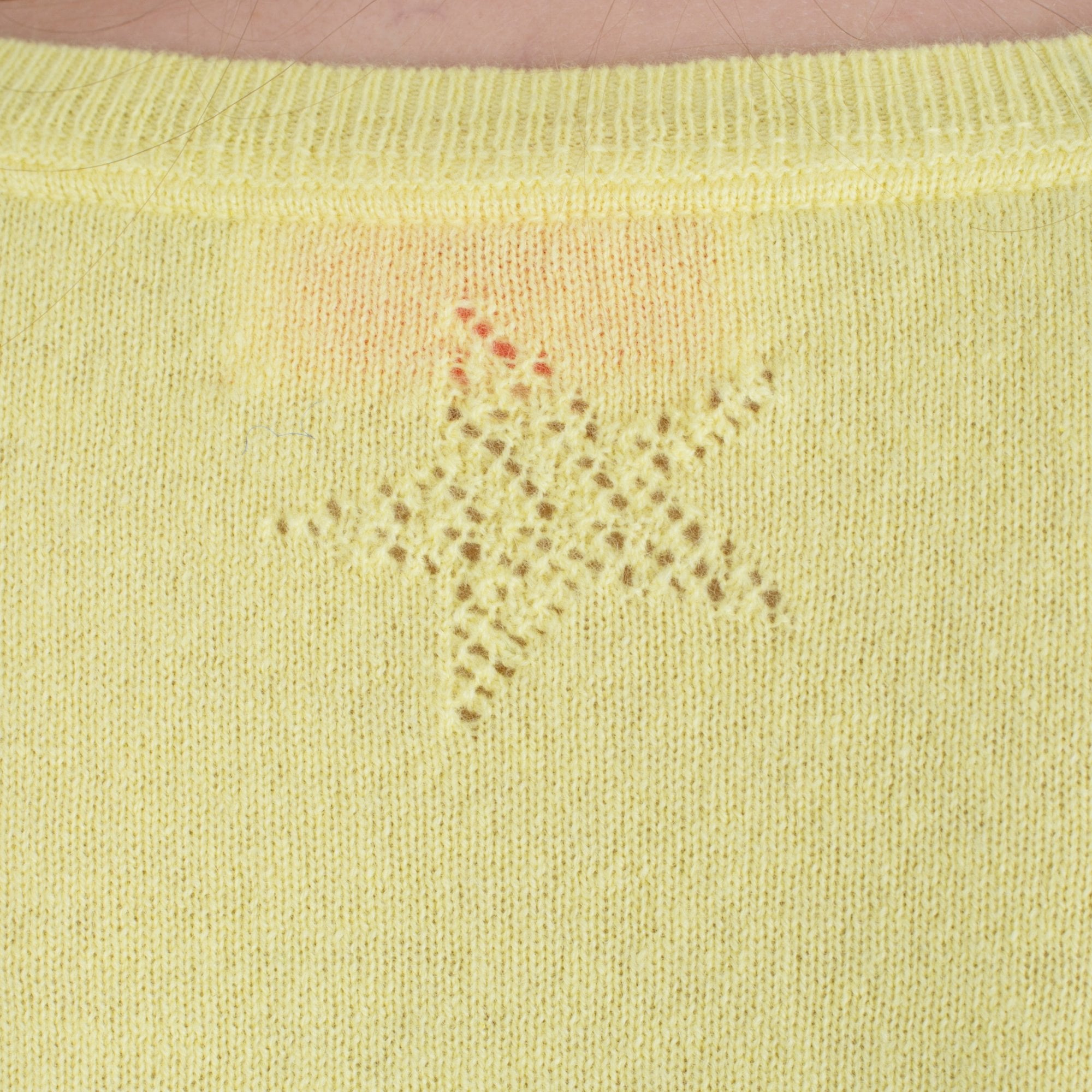 Cocoa Cashmere Star Print Round Neck Short Jumper Lemon