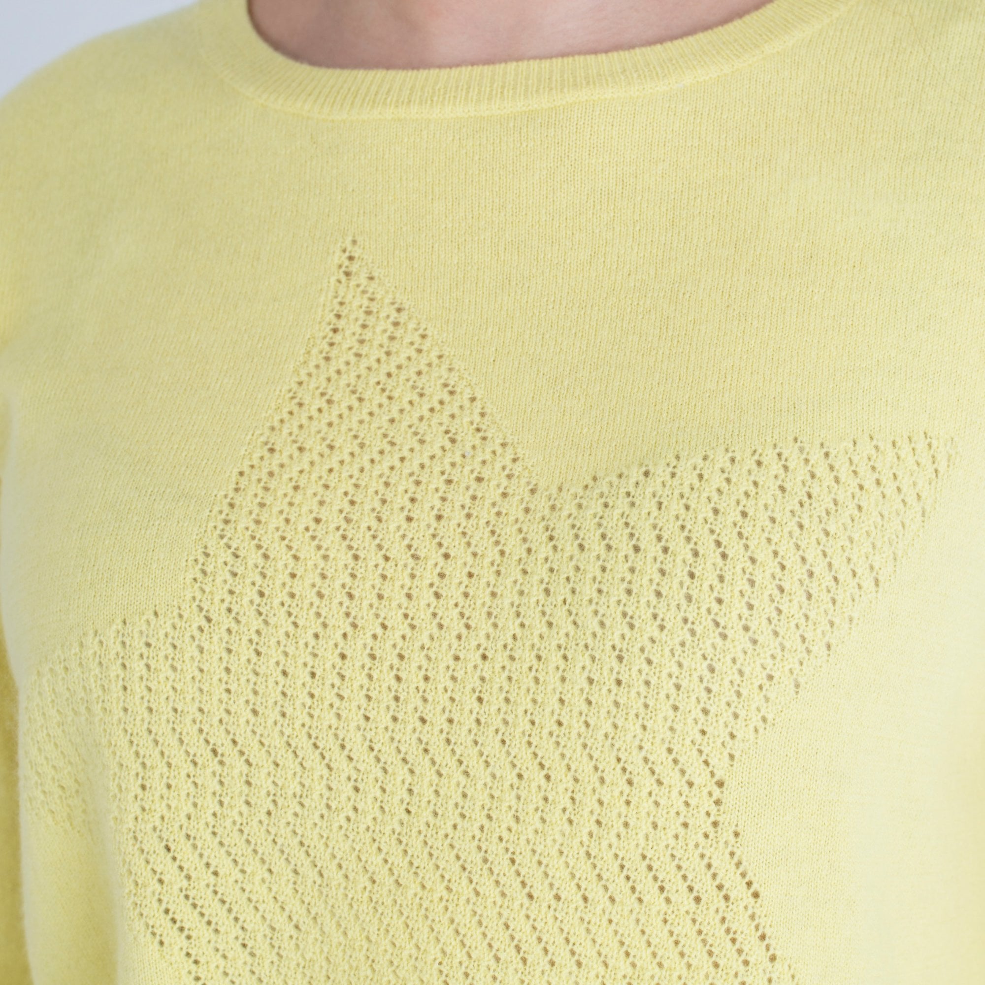 Cocoa Cashmere Star Print Round Neck Short Jumper Lemon