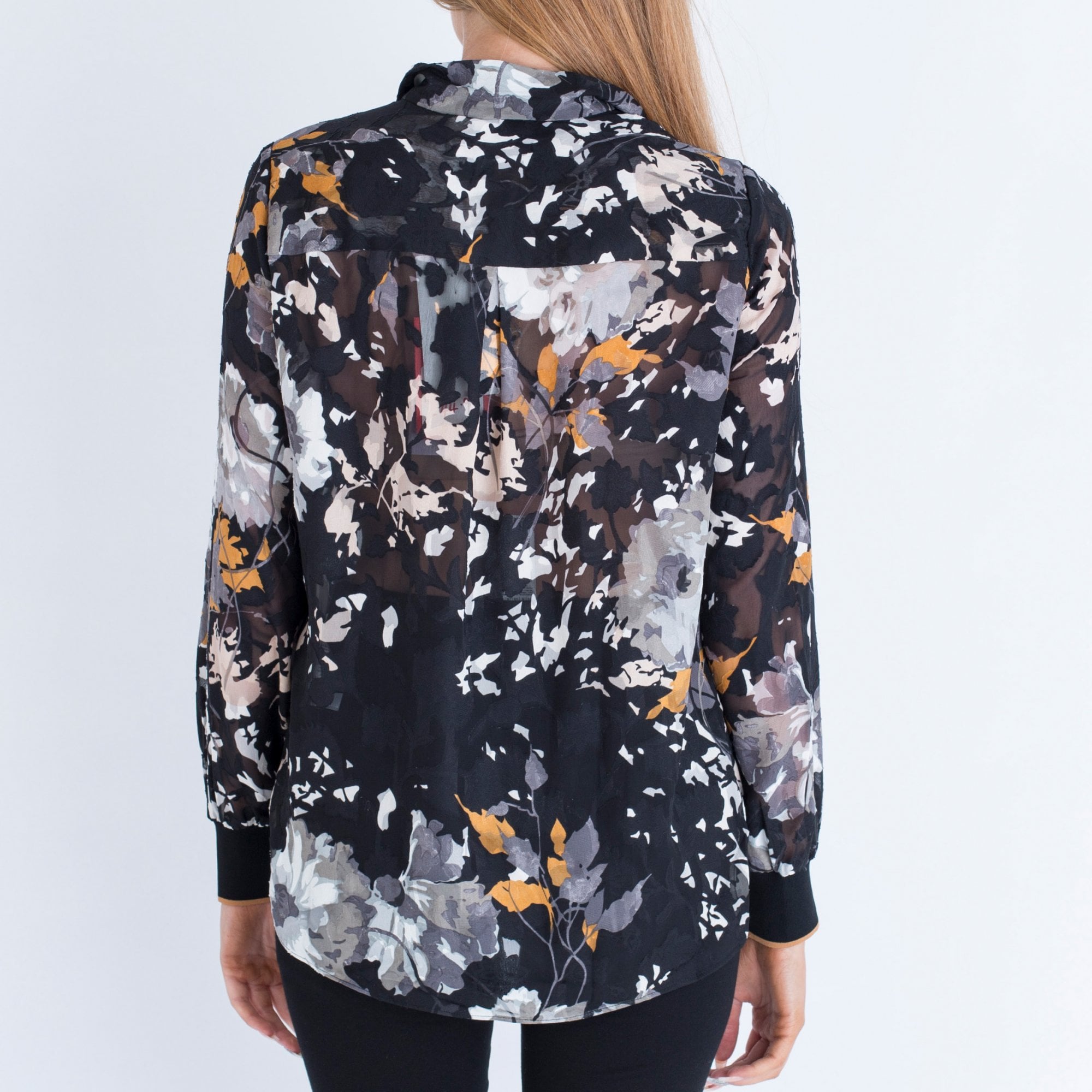 In Wear Peonies Shirt With Round Collar Black
