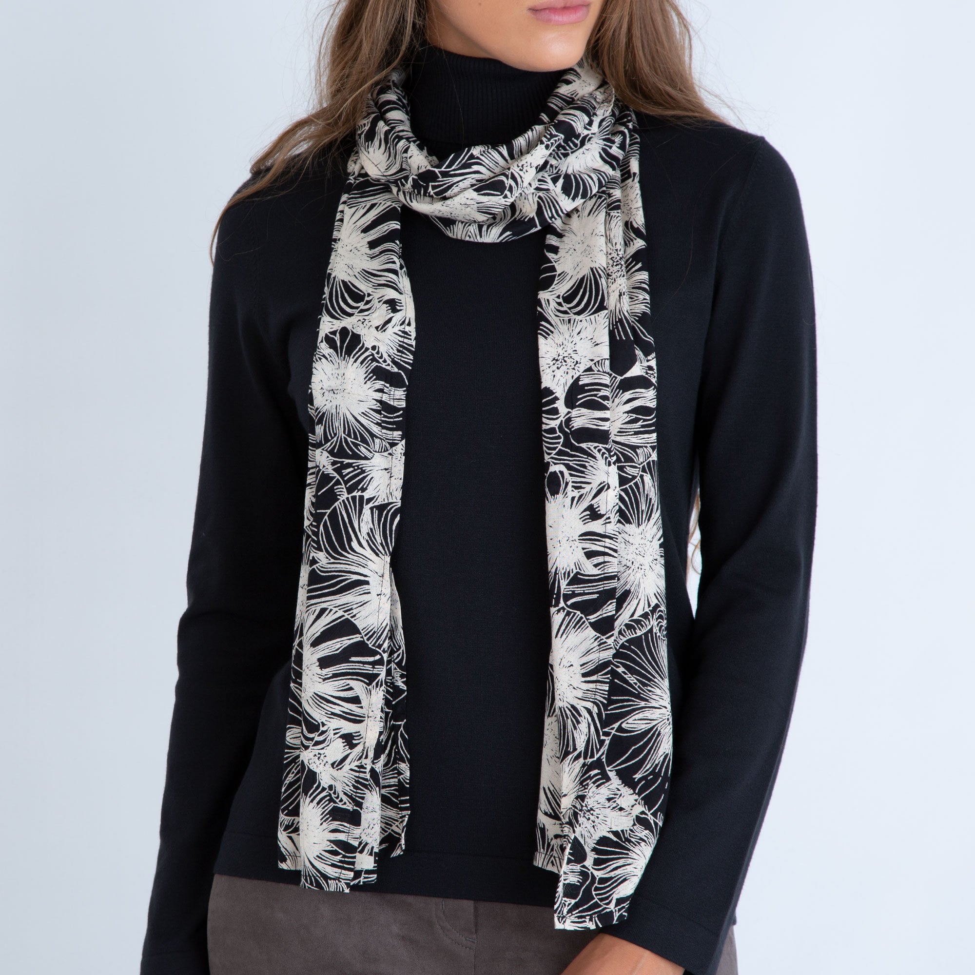 Masai Along Floral Print Scarf Black/Ecru