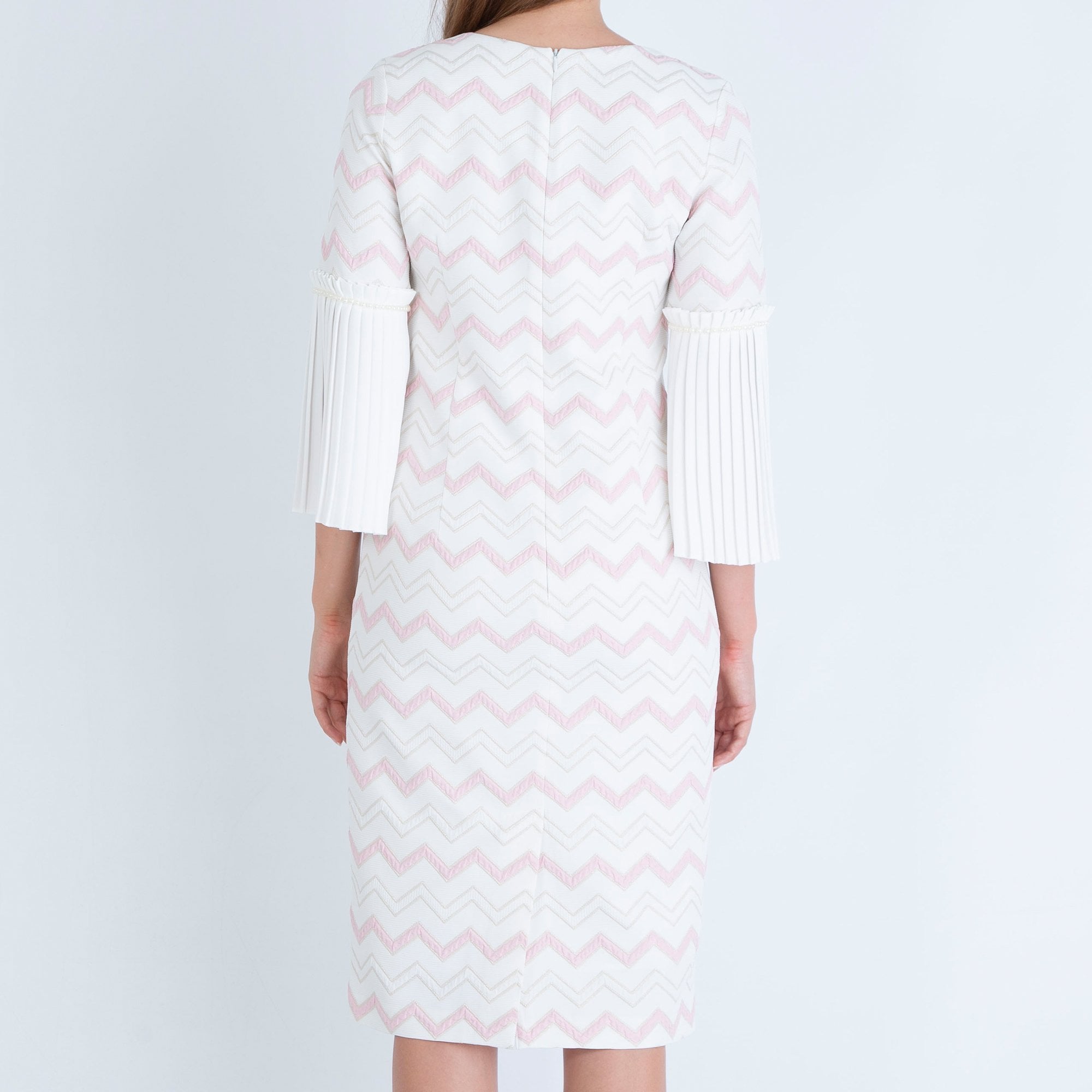 Izabella Zig Zag Fitted Dress With Pleat Pearl Sleeves Ivory/pink