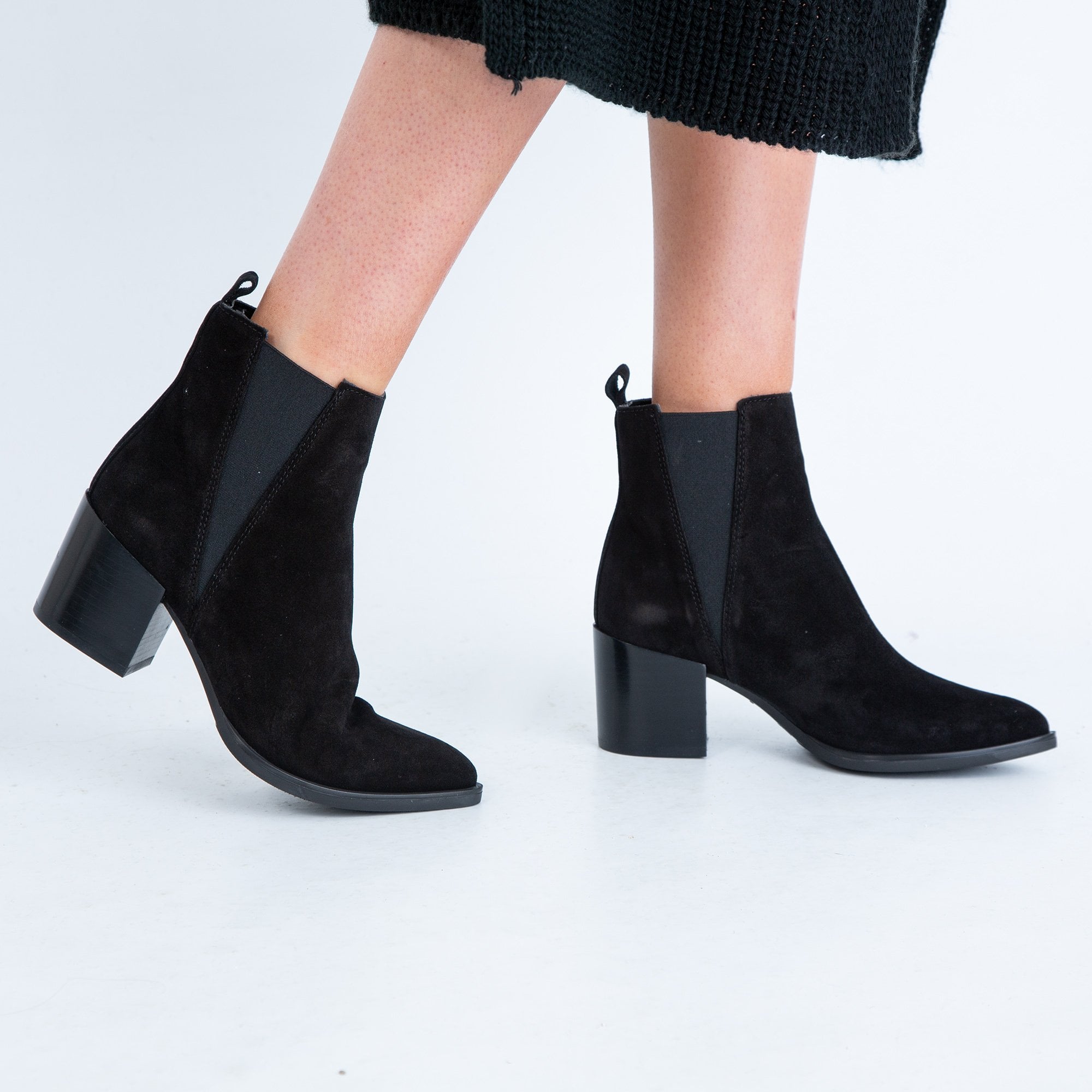 Alpe Pointed Suede Block Heel Ankle Boot Black