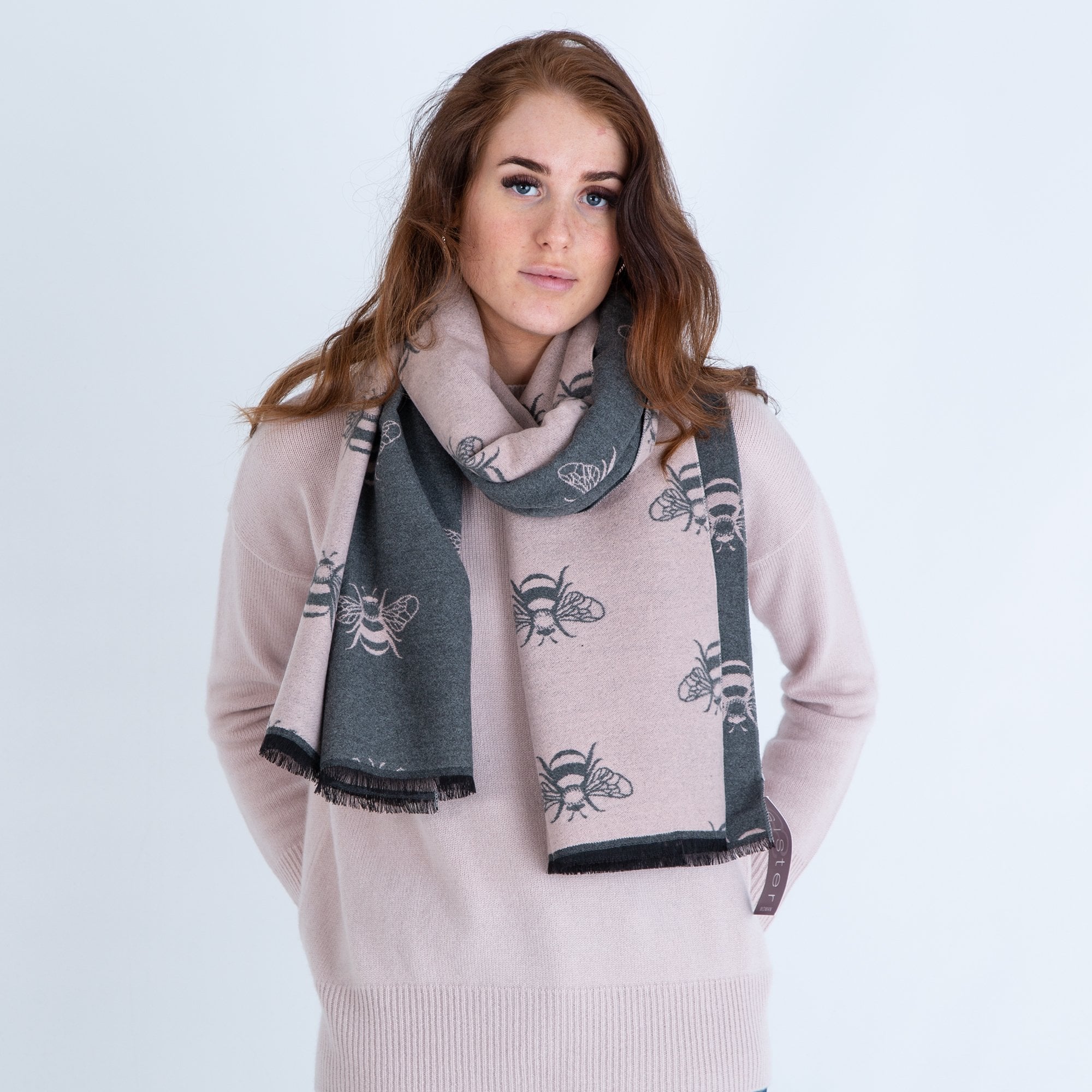 Sister PR Reversible Bee Print Scarf Light Pink/grey