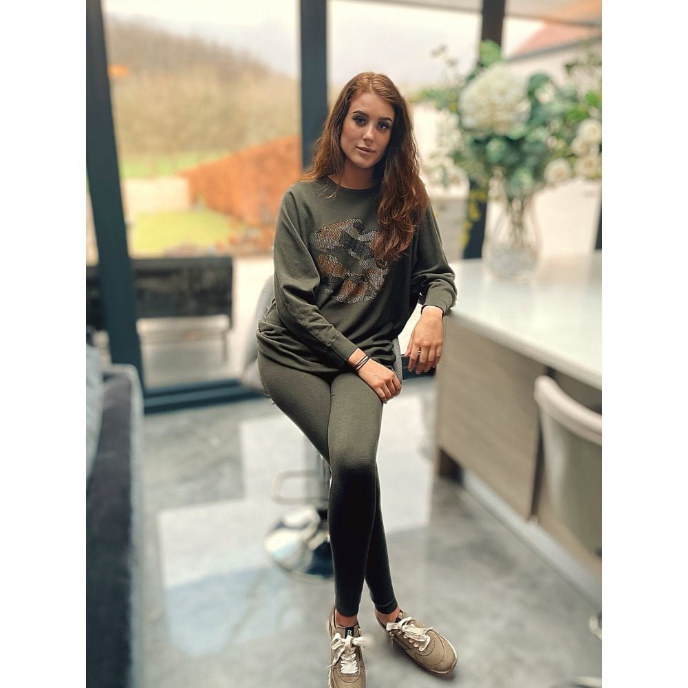 Sister ZU Glitter Lip Print Sweater Set Khaki