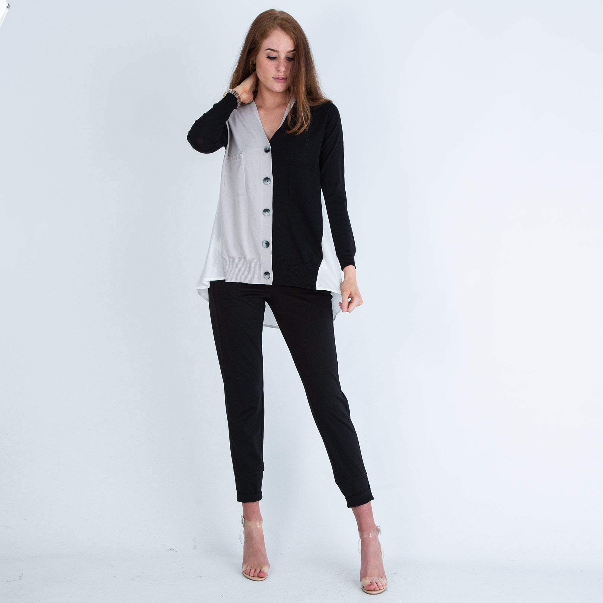 Uchuu Colour Block V Neck Tank Top To Wear With Cardigan White/black