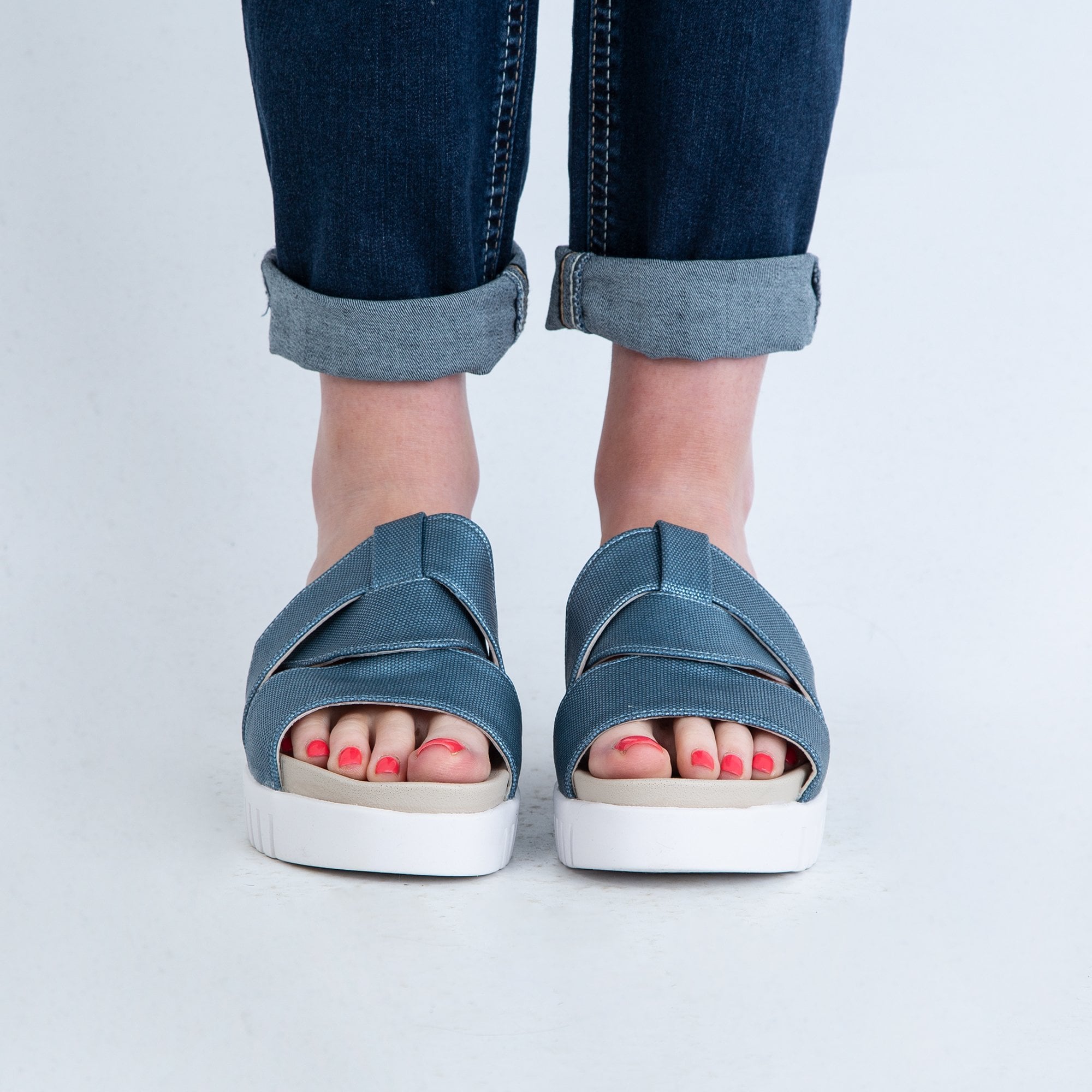 Ilse Jacobsen Tulip1260 Cross Over Thick Sole Slider Smoke Blue