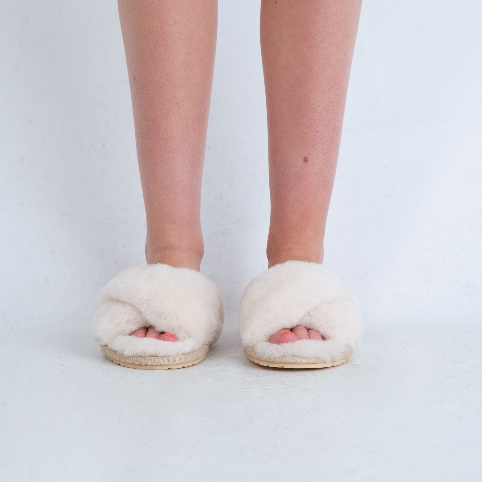 Emu Australia Mayberry Cross Front Fur Slipper Cream