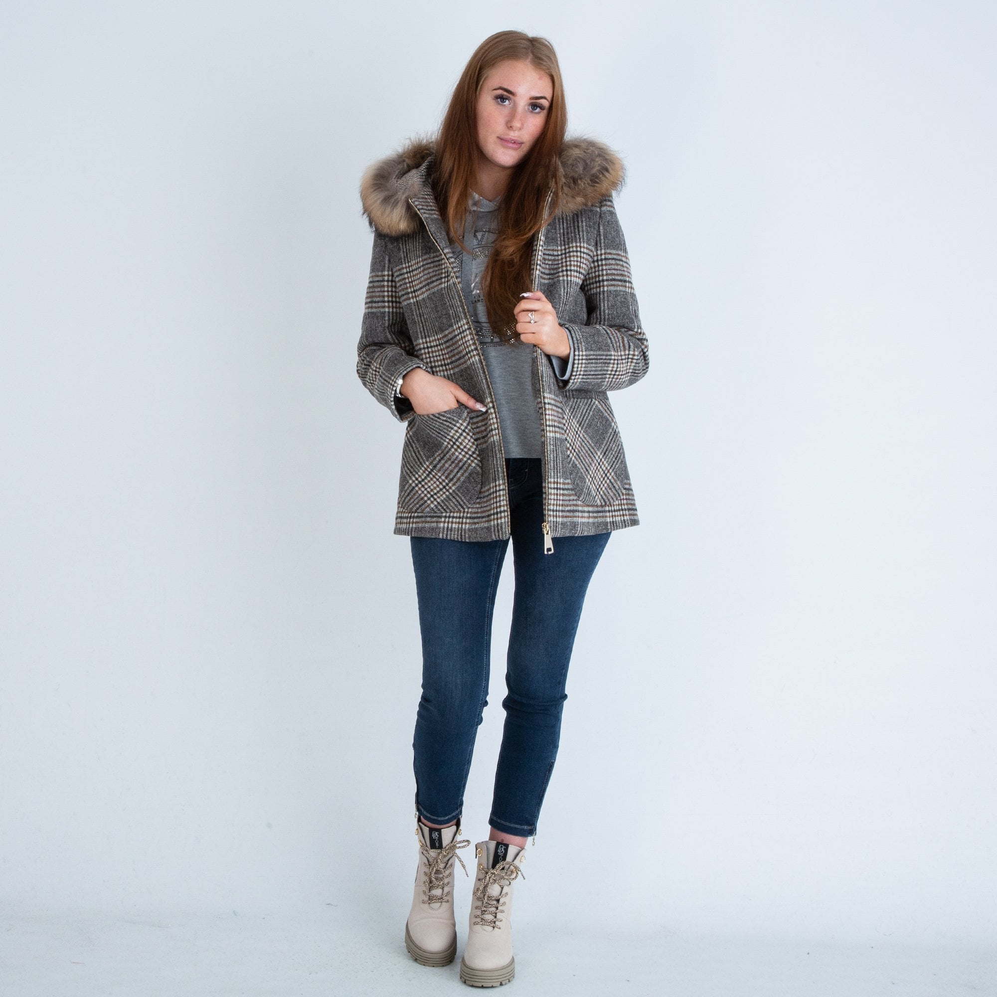 Bariloche Endasa Pocket Front Check Jacket With Fur Hood Beige/grey