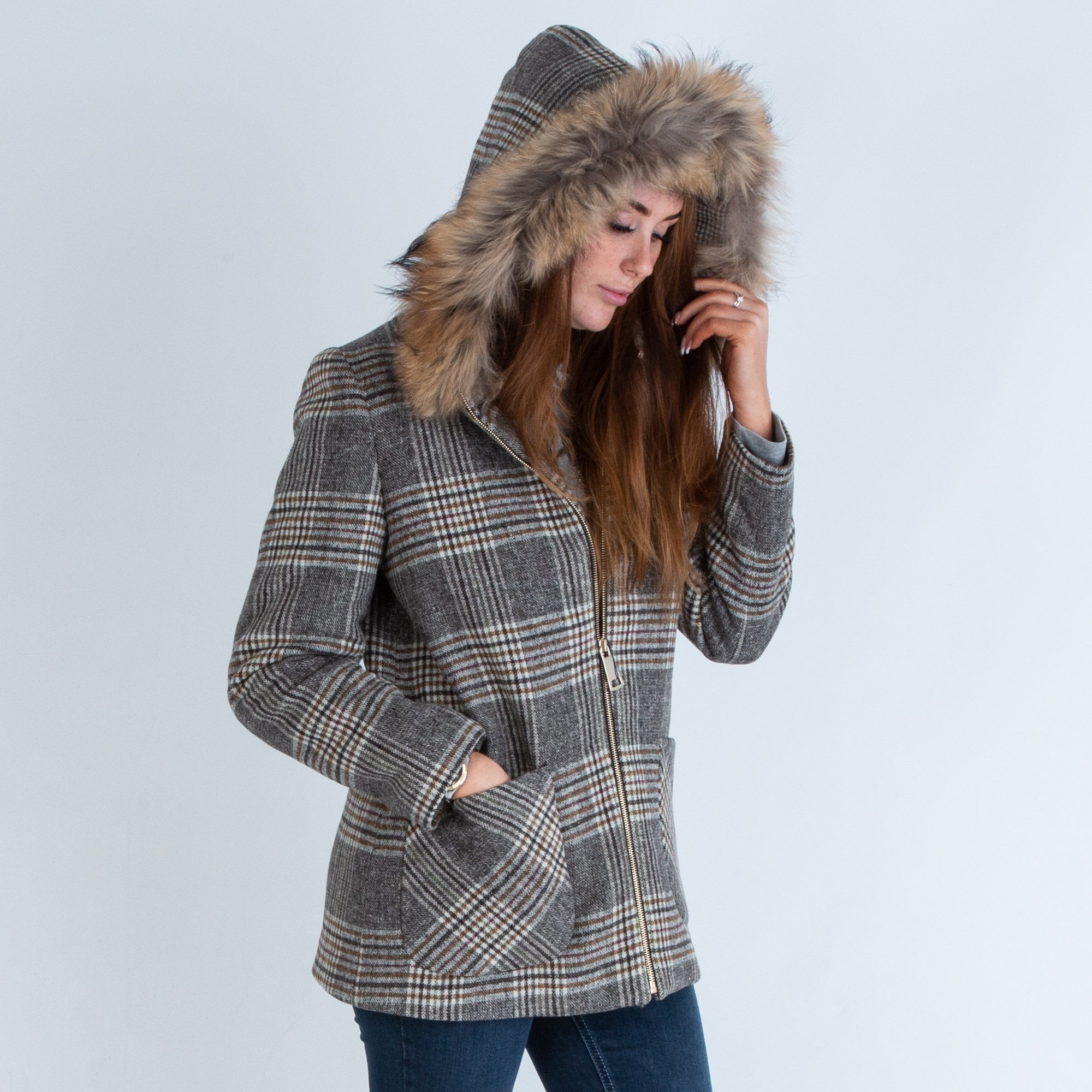 Bariloche Endasa Pocket Front Check Jacket With Fur Hood Beige/grey
