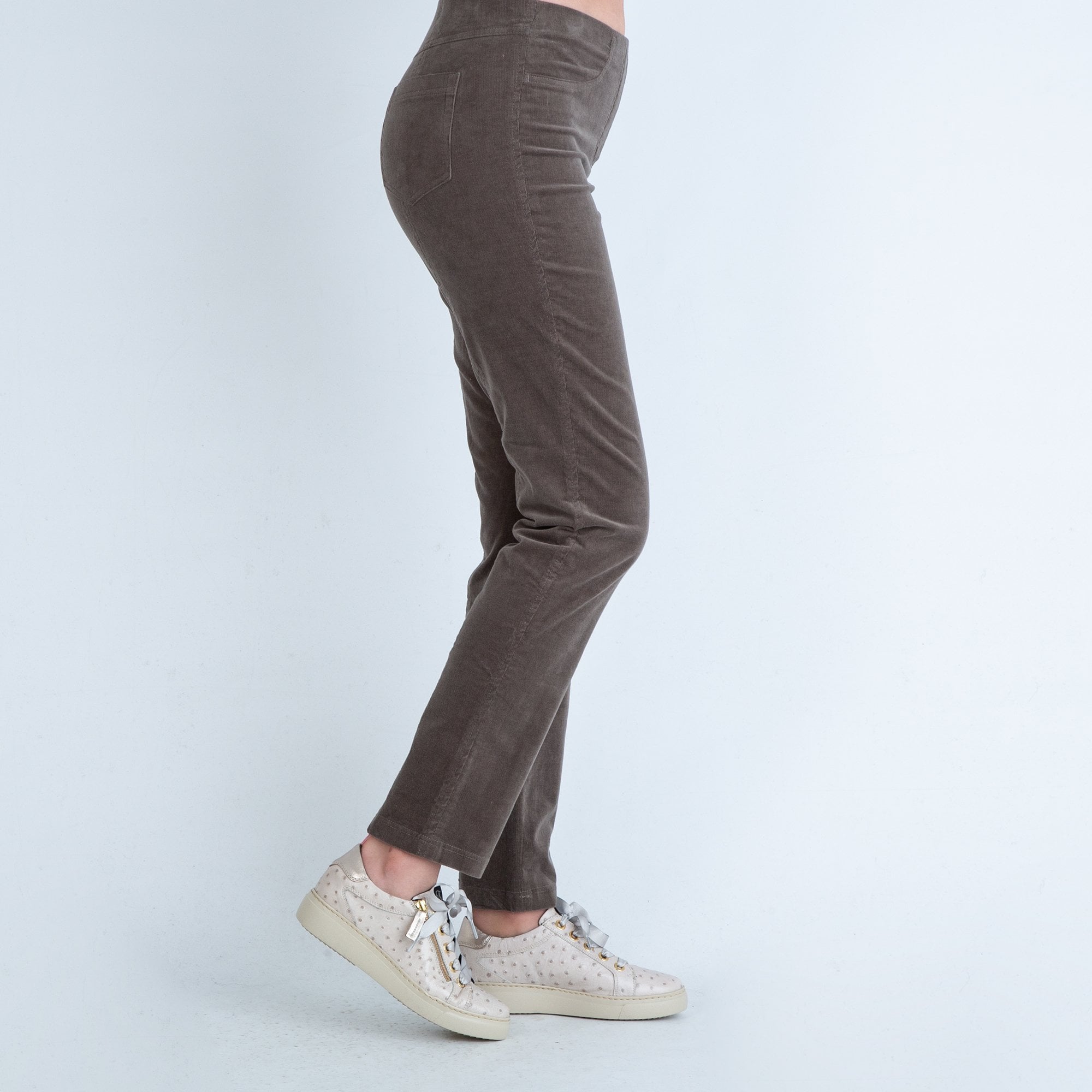 Robell Slim Leg Baby Cord Trouser Dark Taupe 17