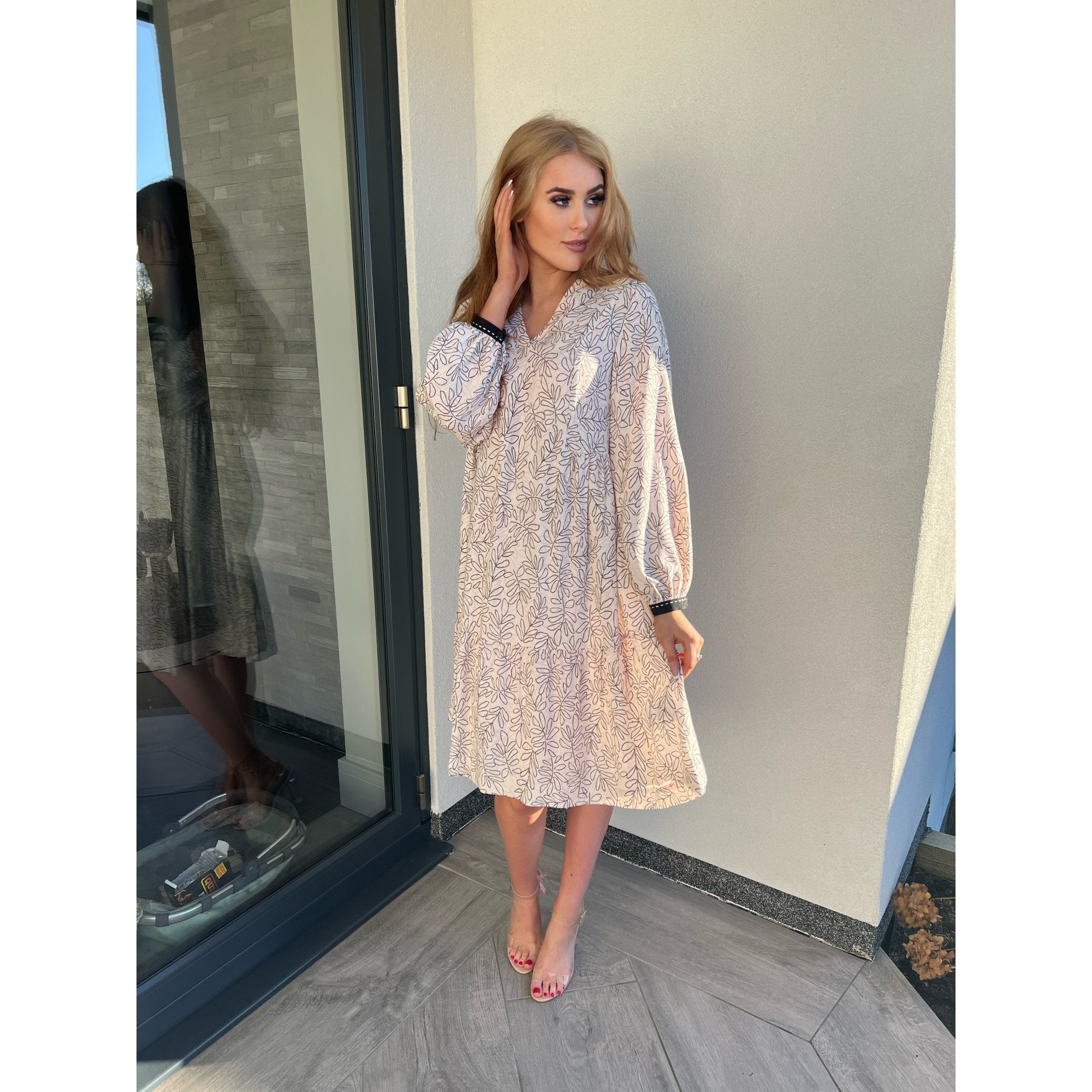 Riani Leaf Print Tiered Hem Dress With Stitch Cuff Peach Dust