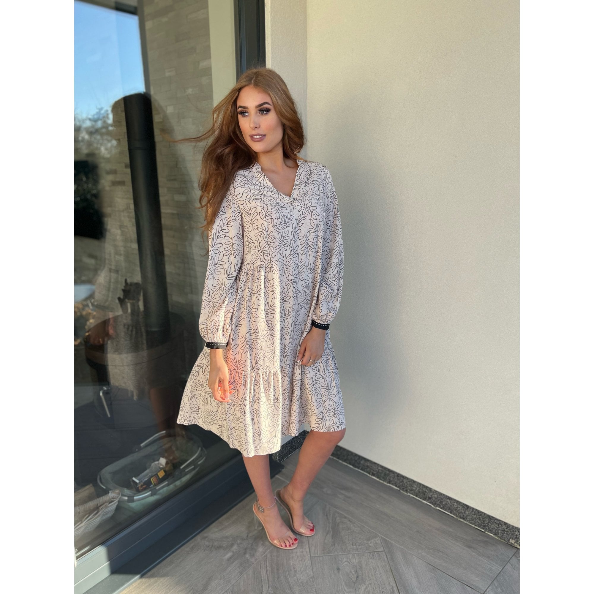 Riani Leaf Print Tiered Hem Dress With Stitch Cuff Peach Dust