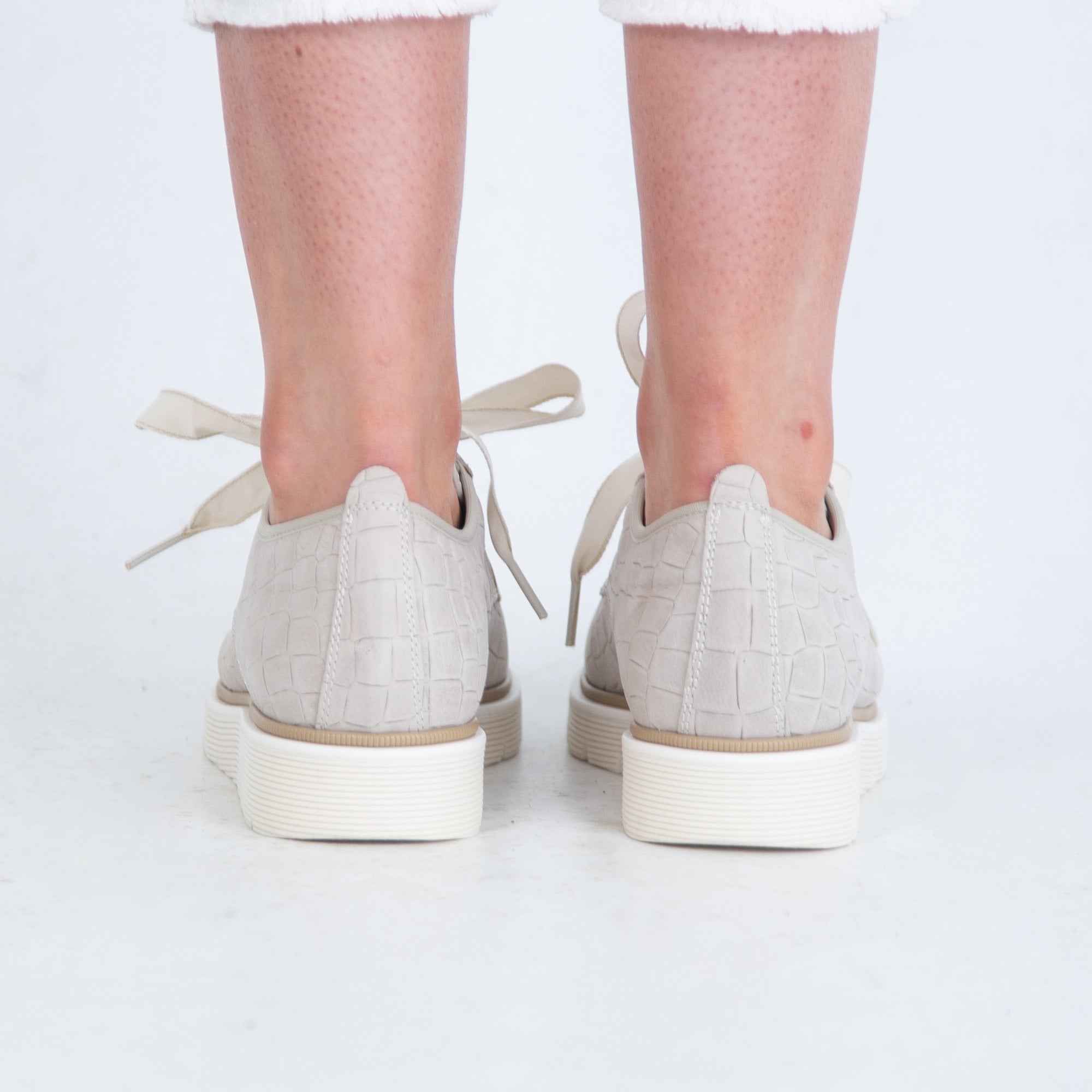 Dl Sport Croc Suede Ribbon Lace Up Shoe Stone