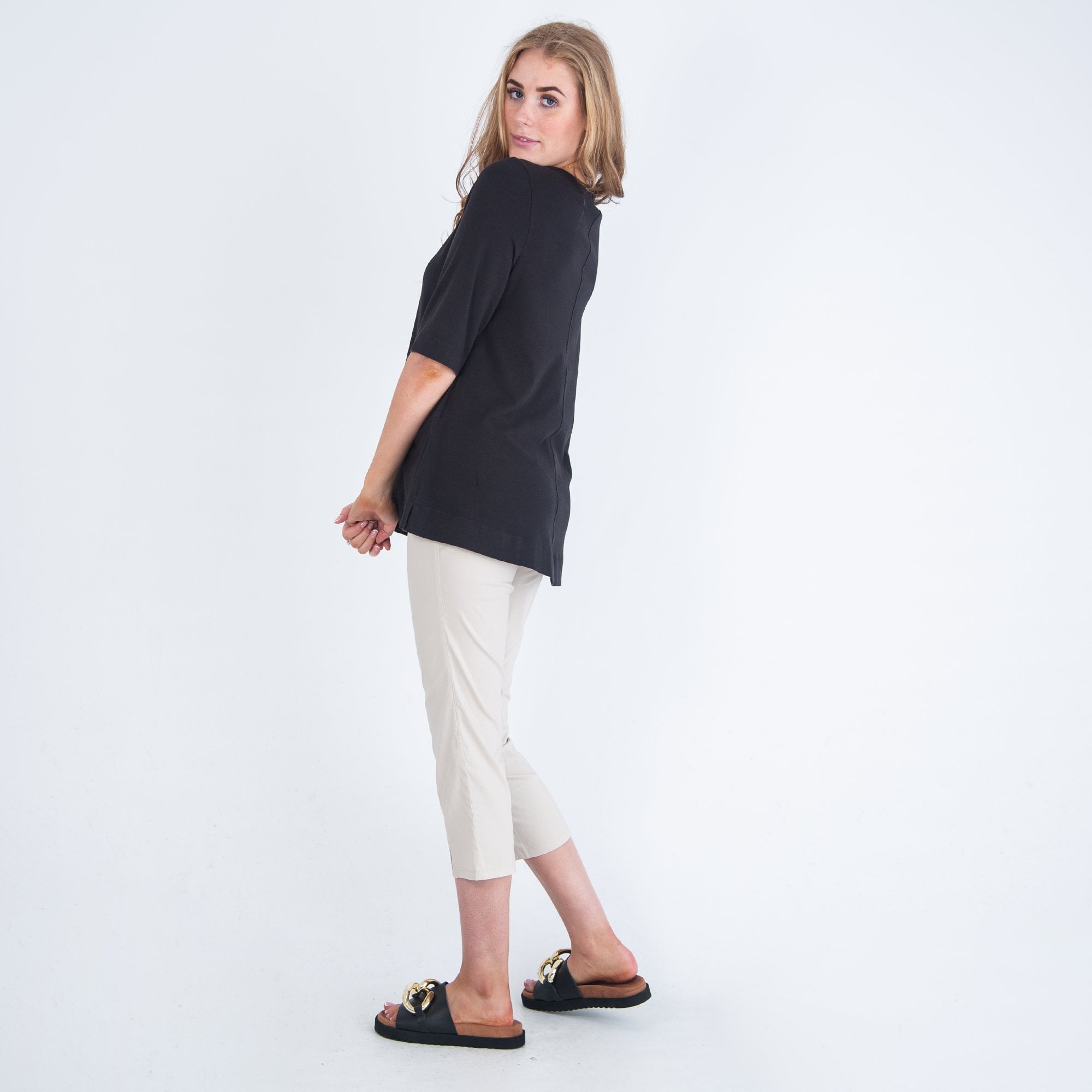 Vetono V Neck Cotton Jersey T Shirt With Front Seam Black