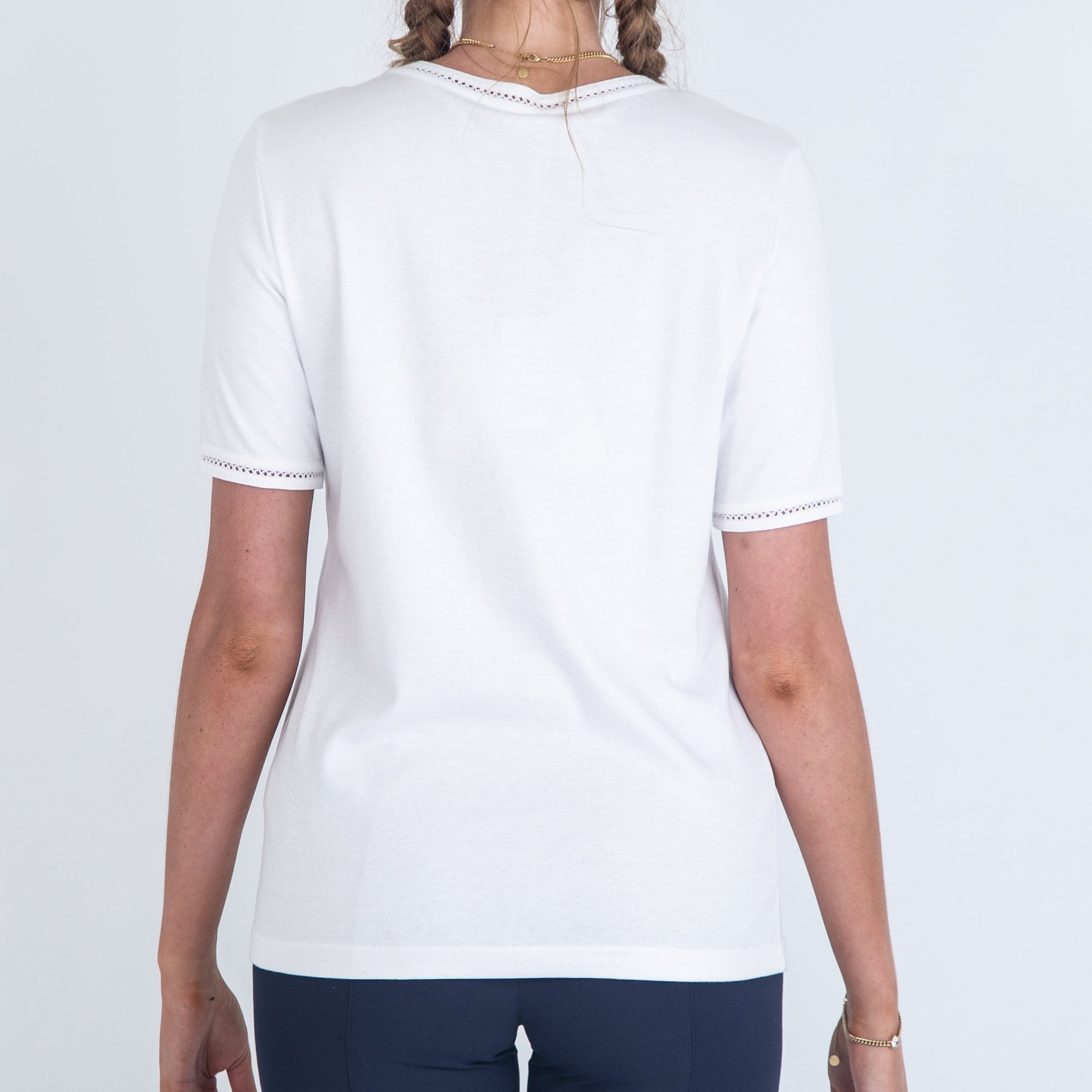 Efixelle Scoop Neck Stitch Neck Detail T-Shirt White