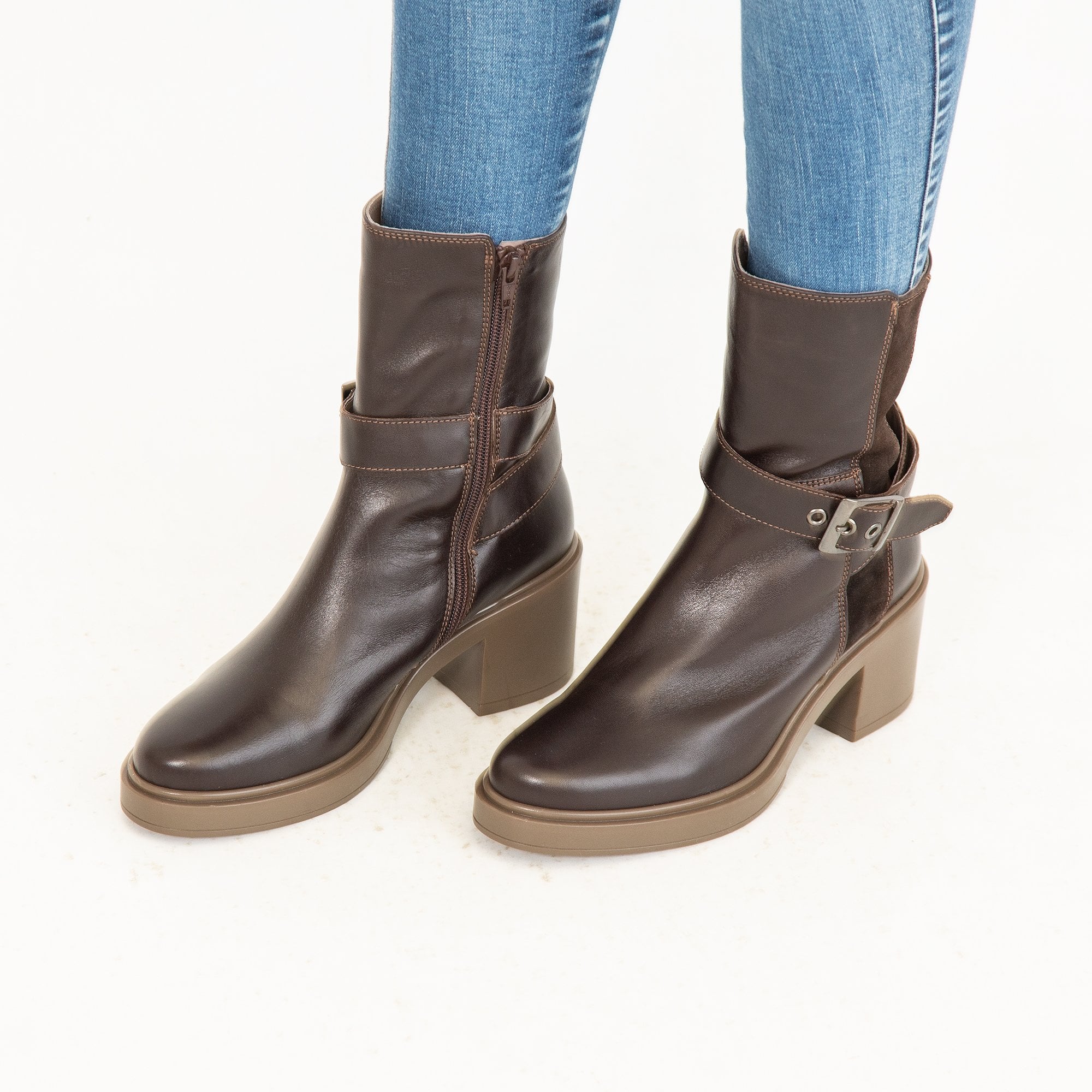 Dl Sport Smooth Leather Ankle Boot With Buckle Brown