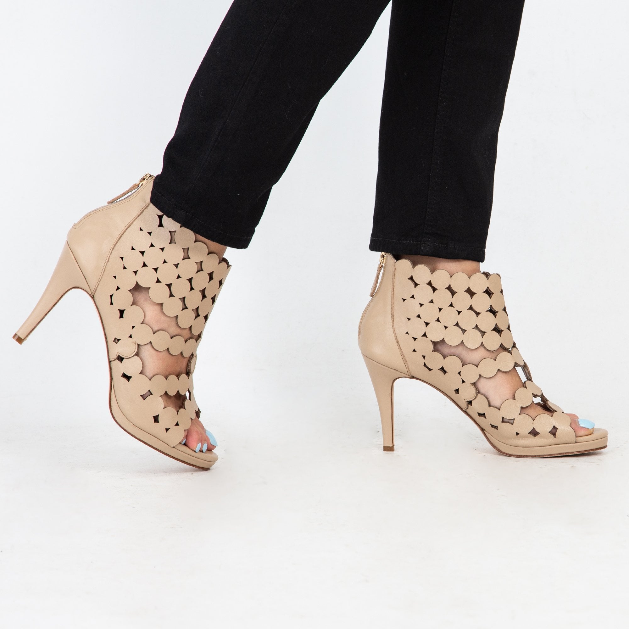 Sargossa Supreme High Heel Sandal With Zip Back And Cushioned Sole Nude