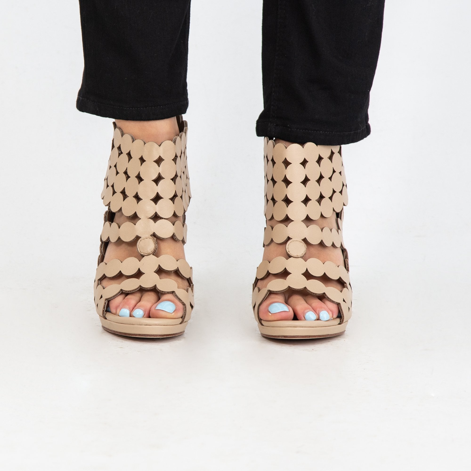 Sargossa Supreme High Heel Sandal With Zip Back And Cushioned Sole Nude