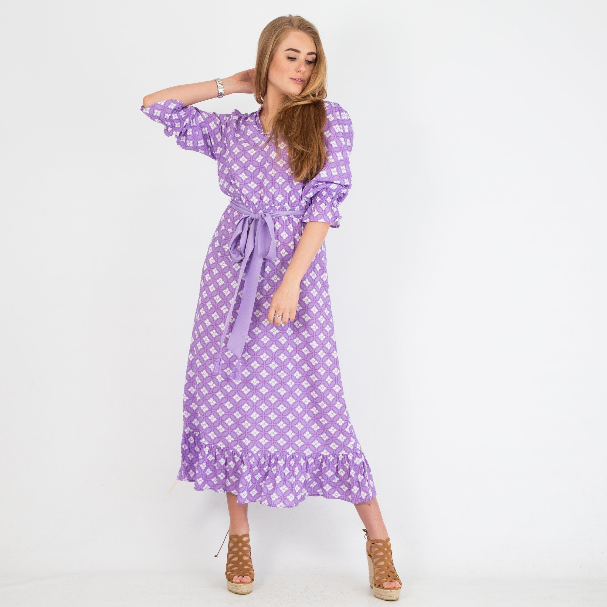 Aspiga Maeve Abstract Print Tie Waist Tiered Hem Dress Lavender/white