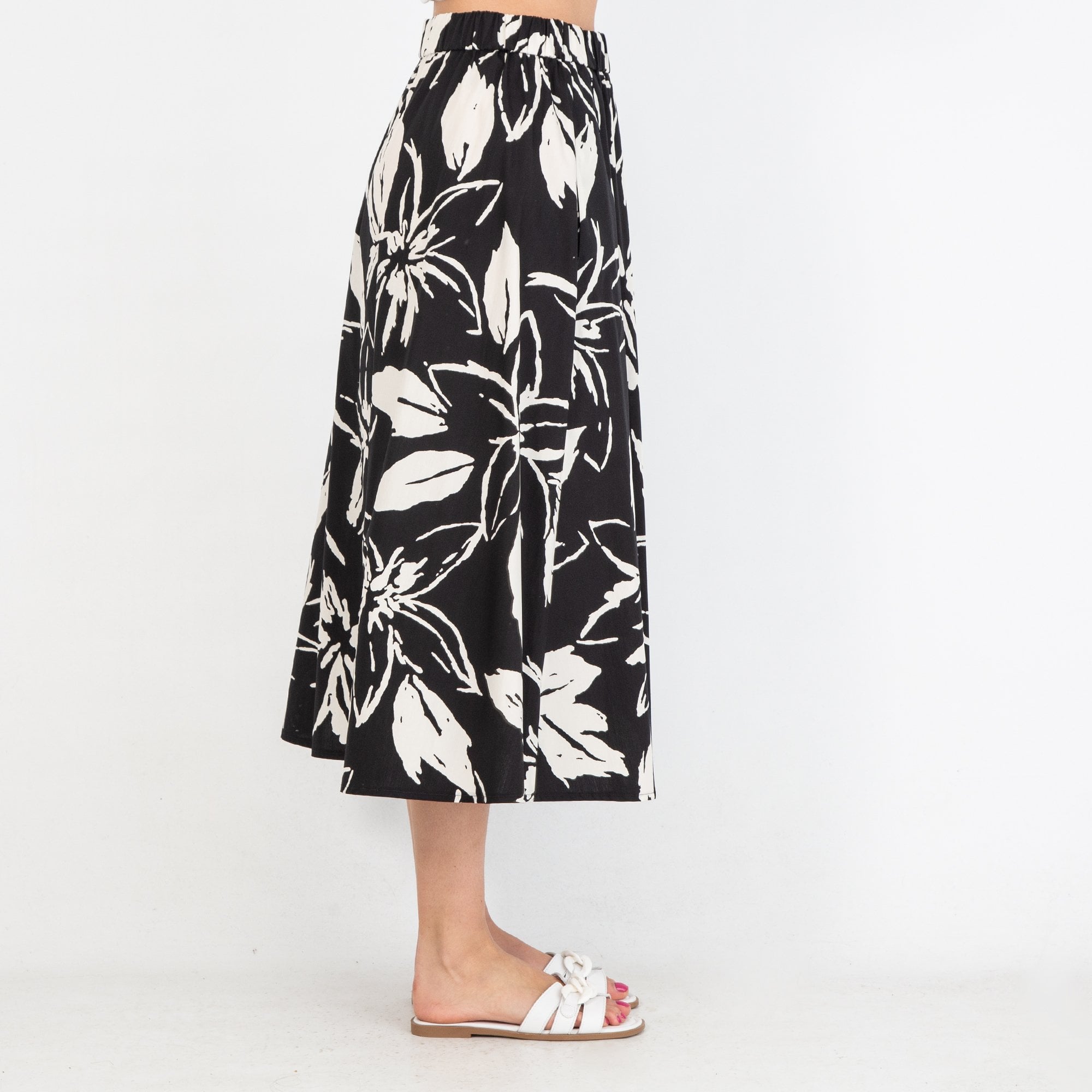Luisa Cerano A Line Cotton Blown Floral Skirt Black/ecru