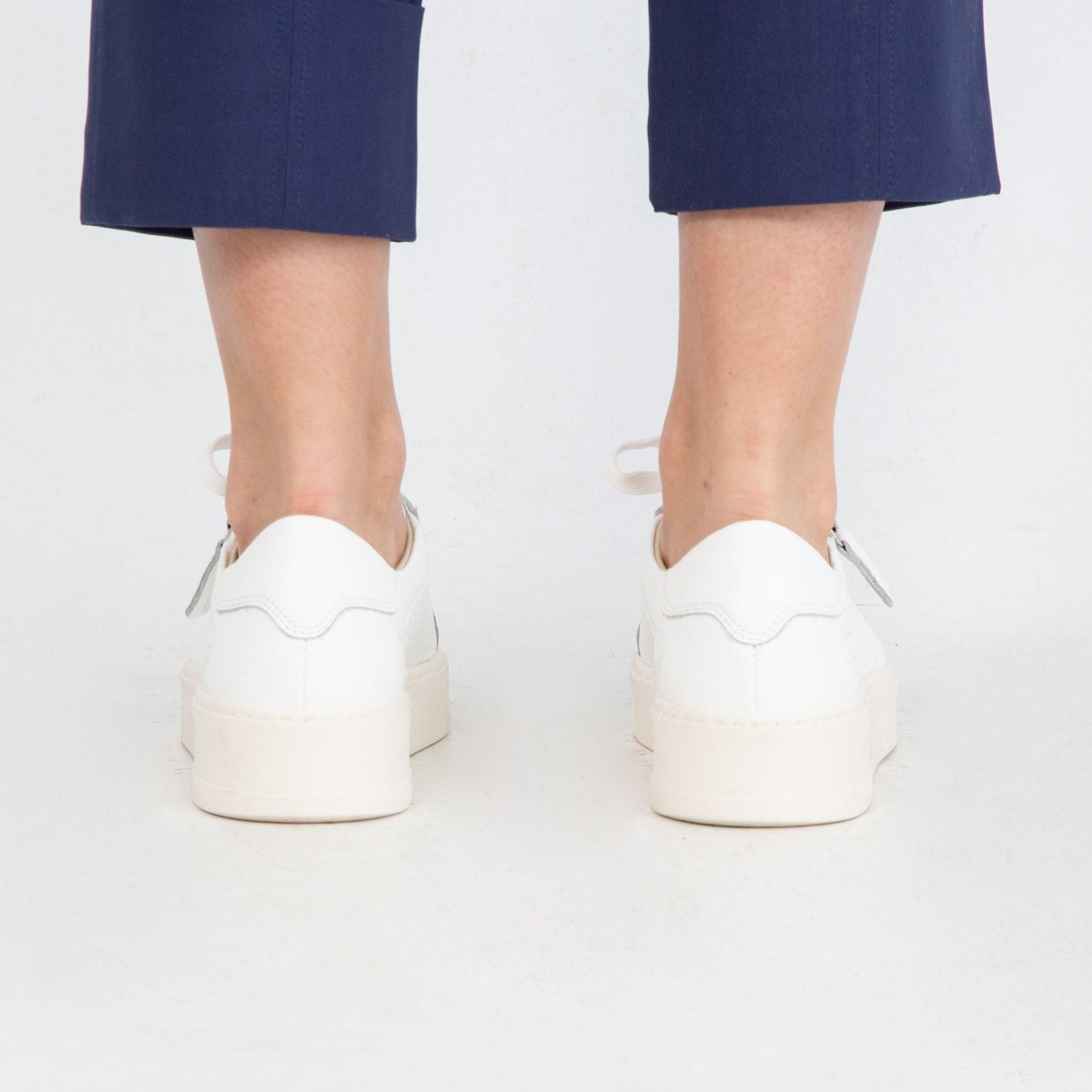 Dl Sport Grained Leather Flatform Trainer With Zip White