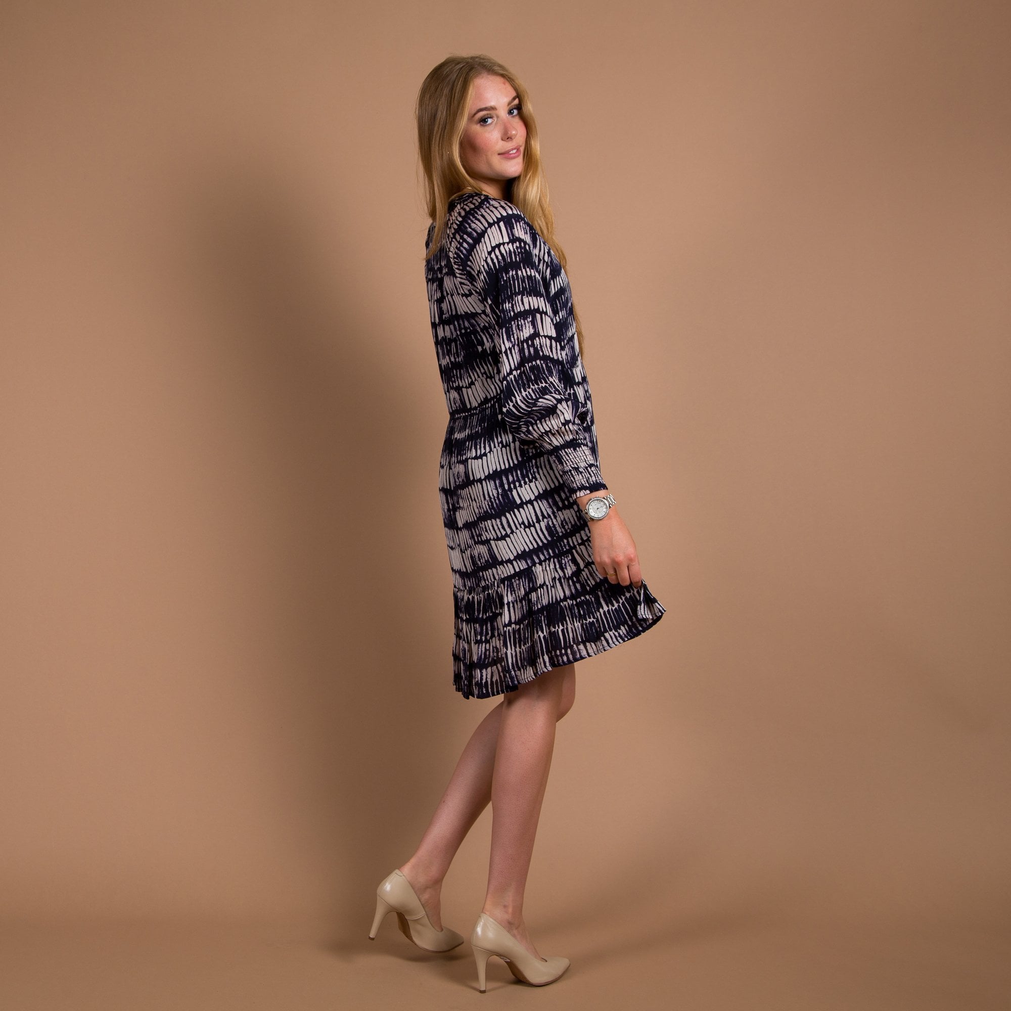 Moliin Louise Oblong Print Short Dress With Elasticated Sleeves Navy/ivory
