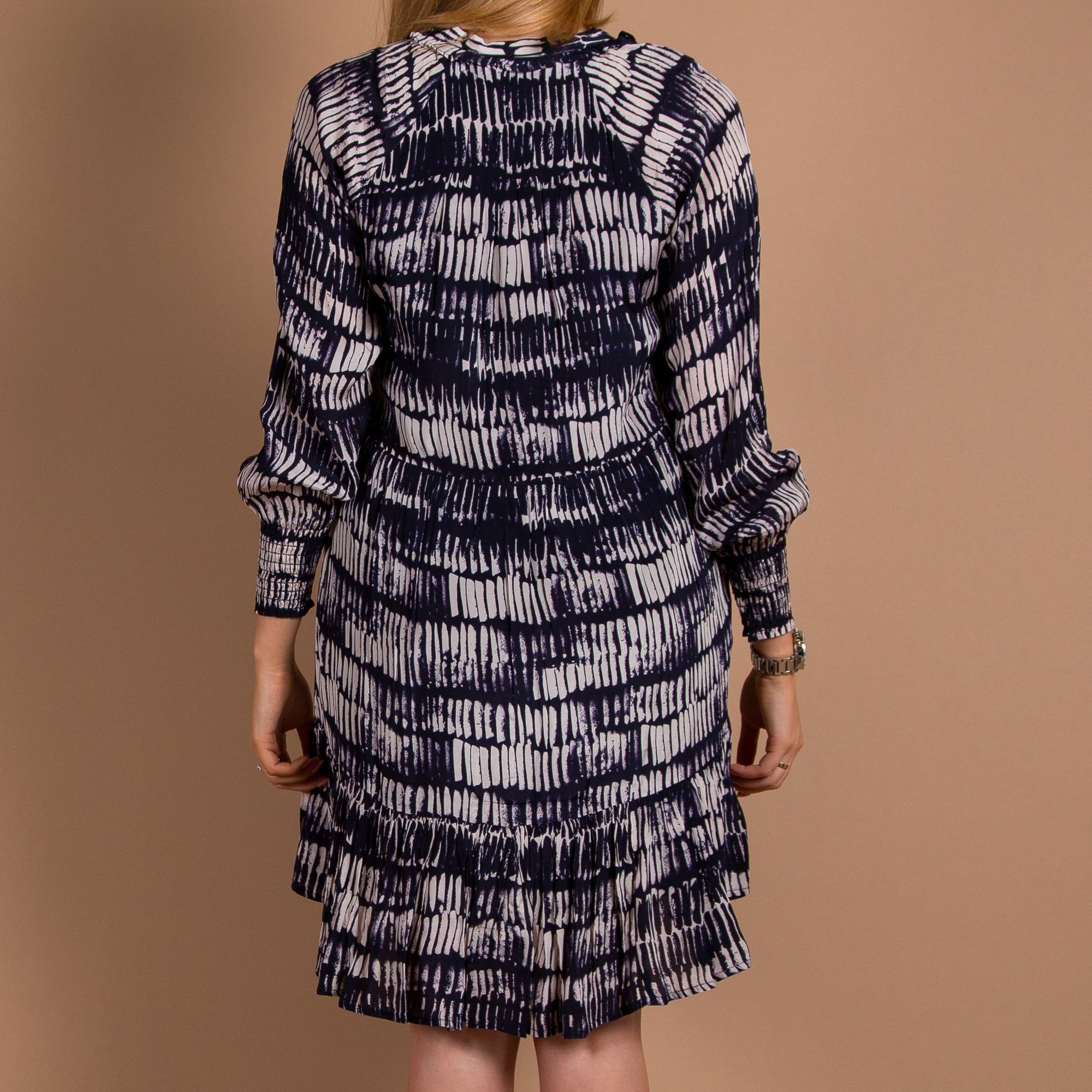 Moliin Louise Oblong Print Short Dress With Elasticated Sleeves Navy/ivory