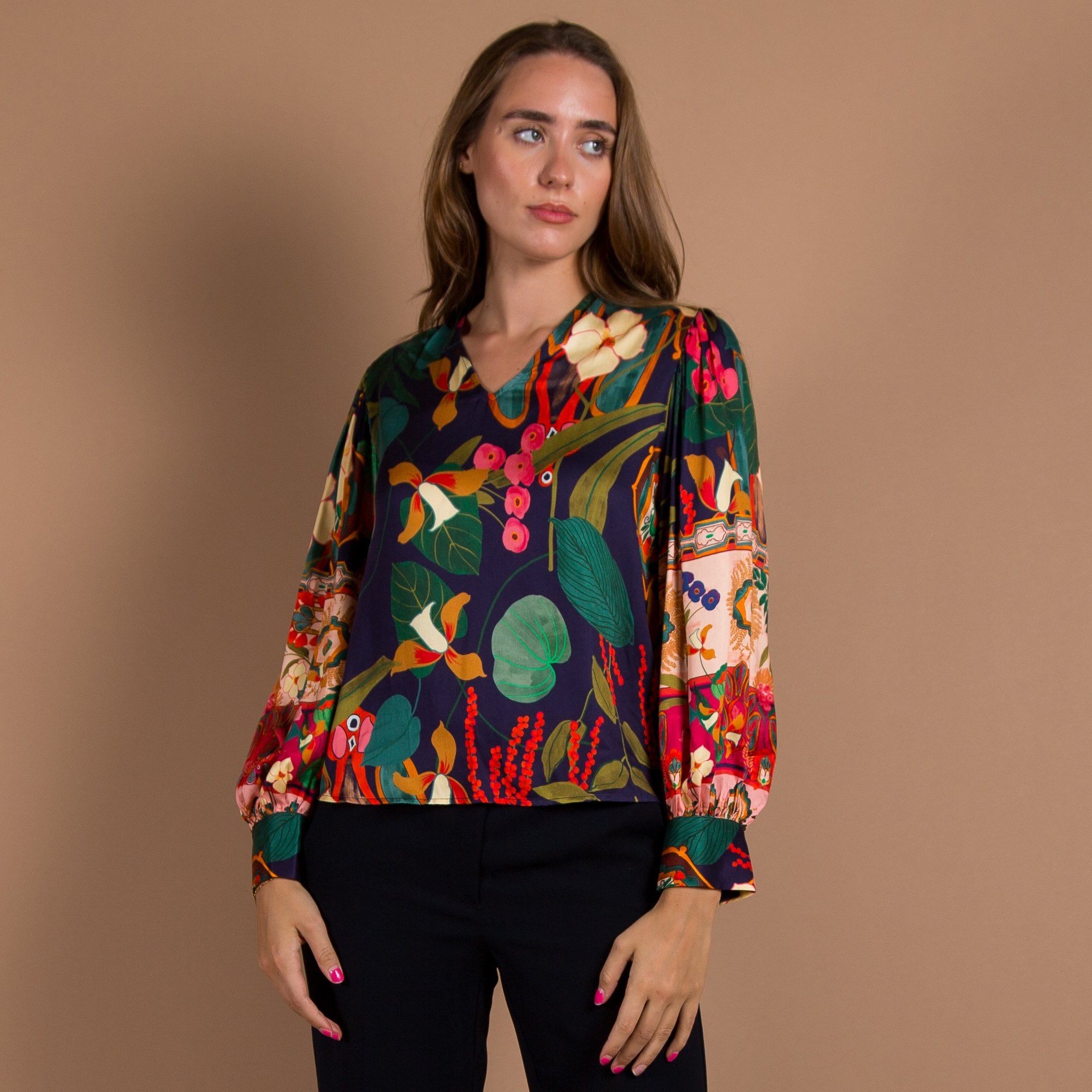 Vilagallo Marlene V Neck Vintage Floral Blouse With Optional Belt Multi
