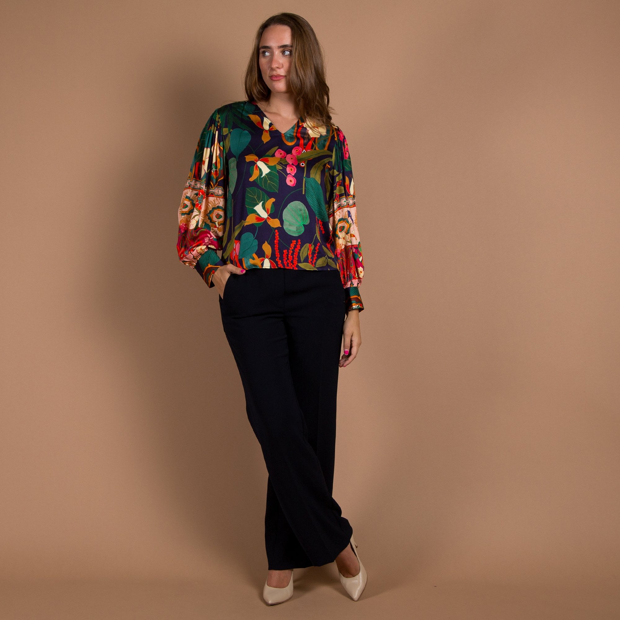 Vilagallo Marlene V Neck Vintage Floral Blouse With Optional Belt Multi