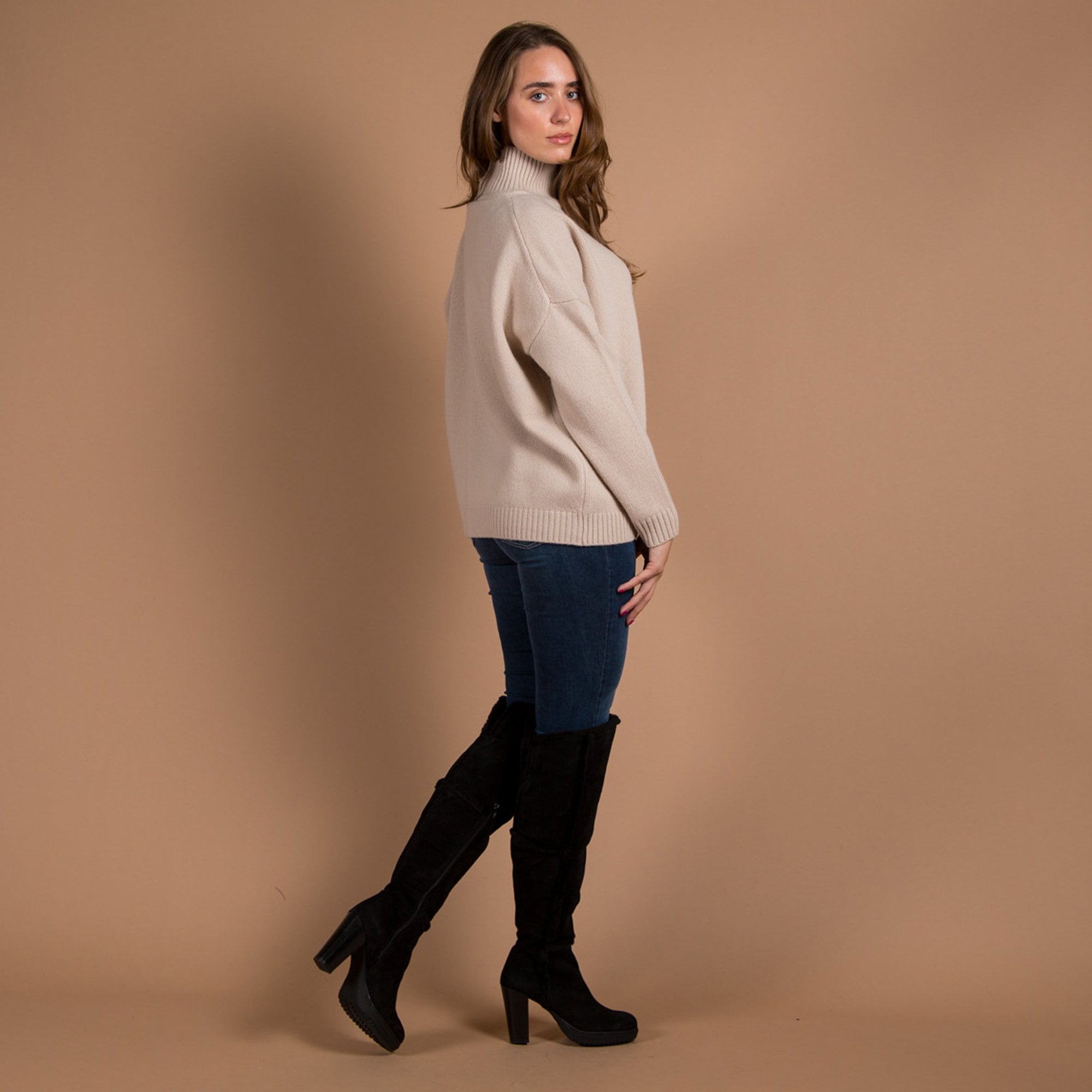 Weekend By Maxmara Benito Turtle Neck Loose Bodied Knit Jumper Beige 002