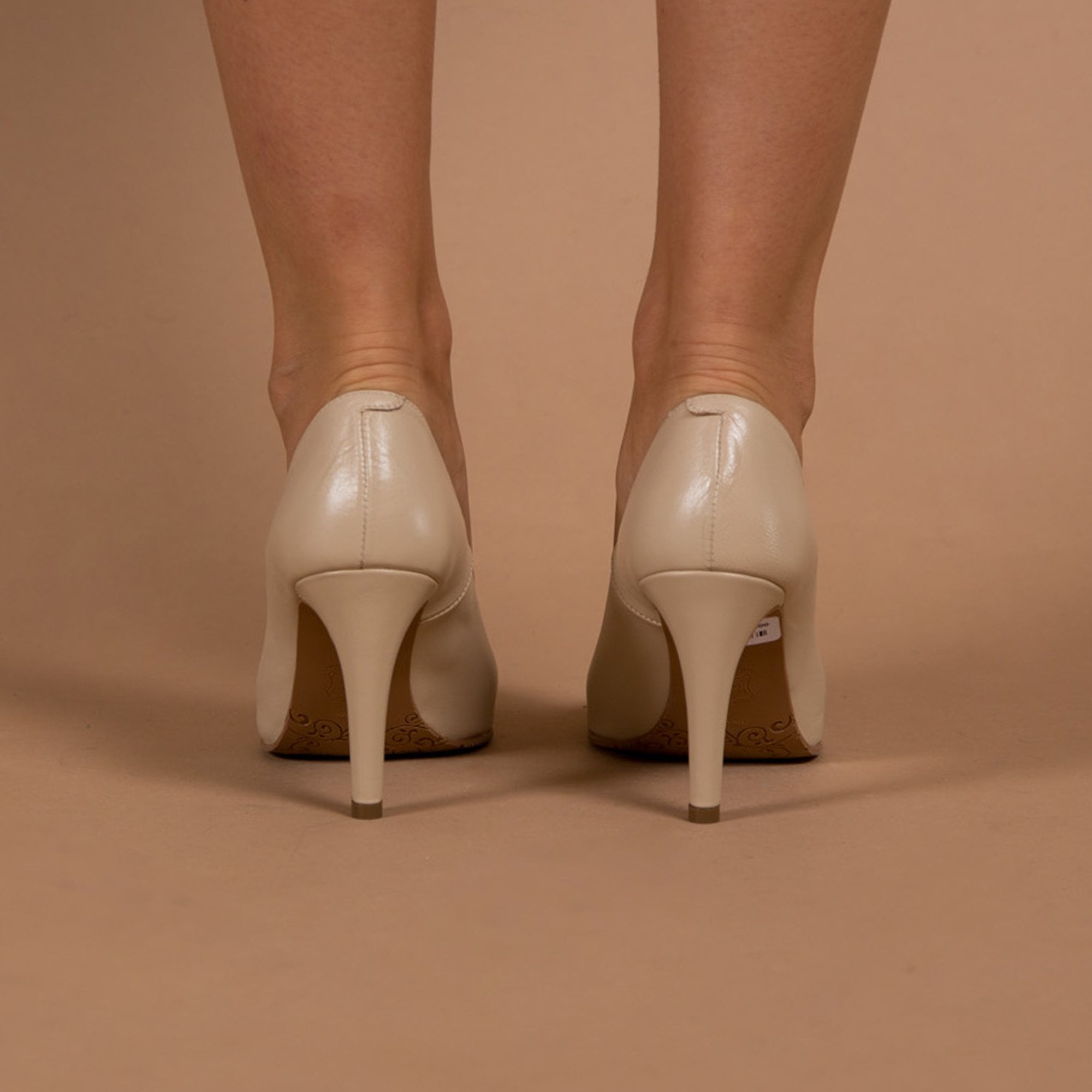 Brenda Zaro Plain Leather Court Heels Nude