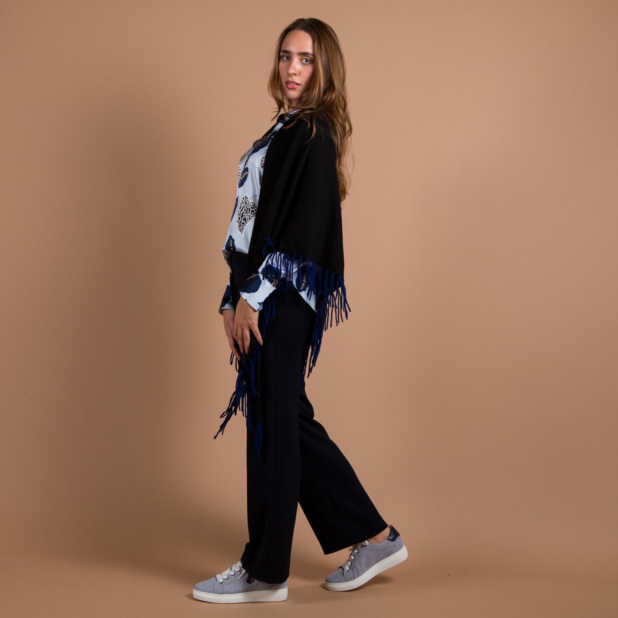 Herzens Angelegenheit Cashmere Shawl With Tassel Edge Black/ink