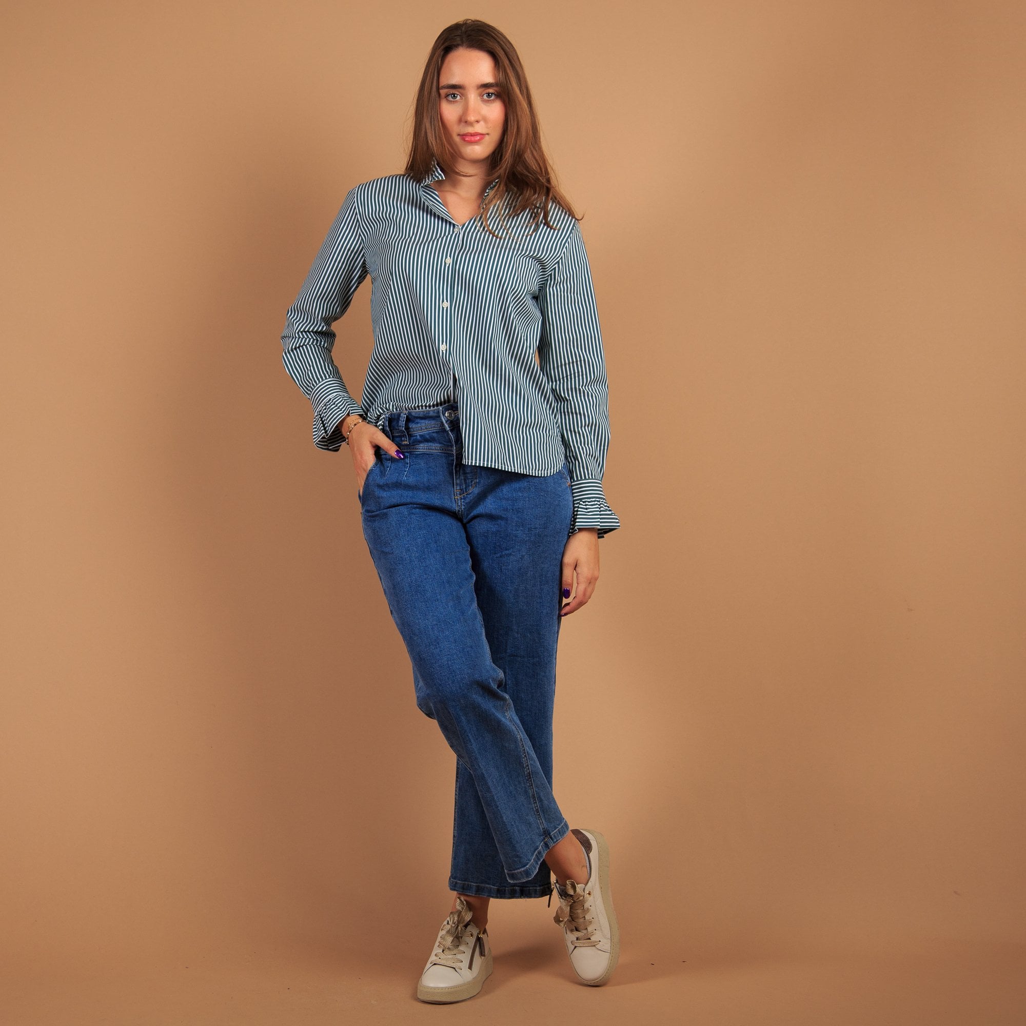 Vilagallo Nicola Butterfly Back Stripe Shirt With Frill Detail Green/white