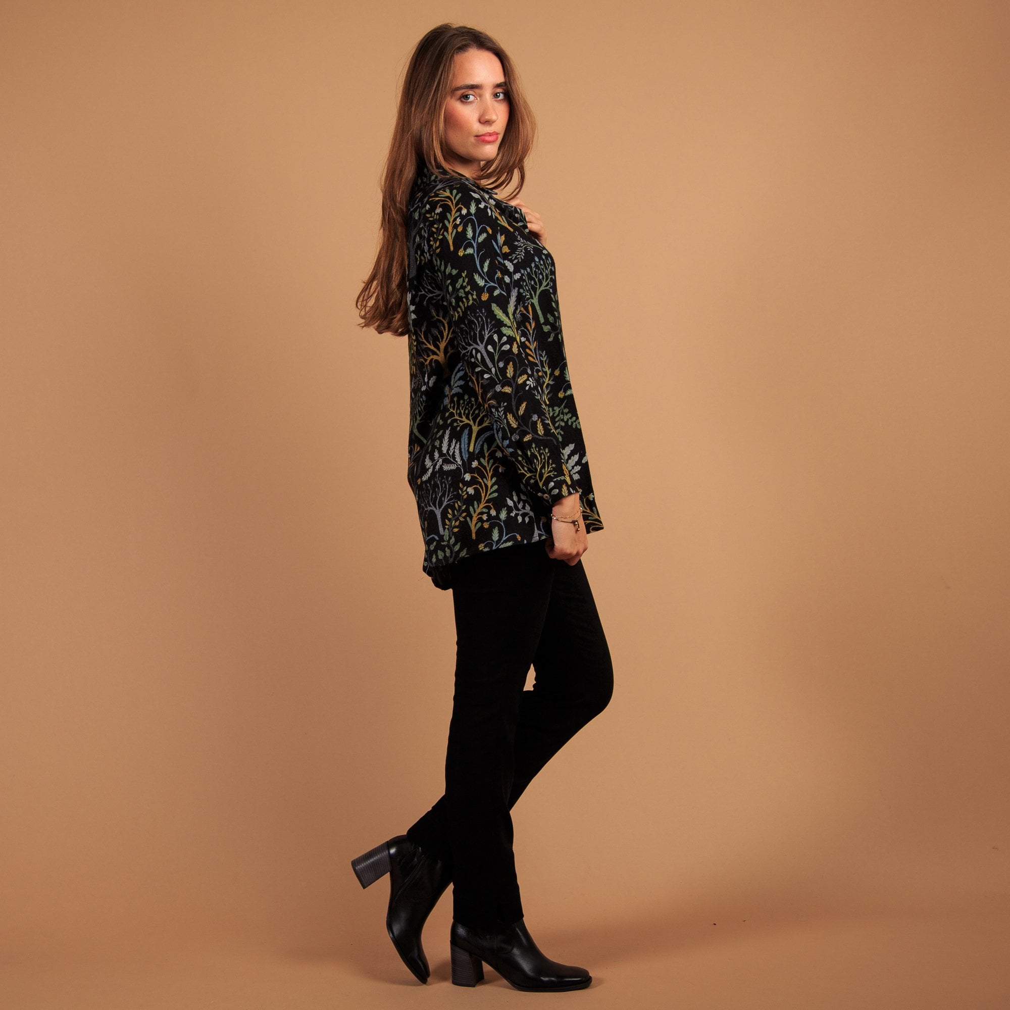 Sahara Tree Print Long Sleeve Boxy Shirt Black/mustard