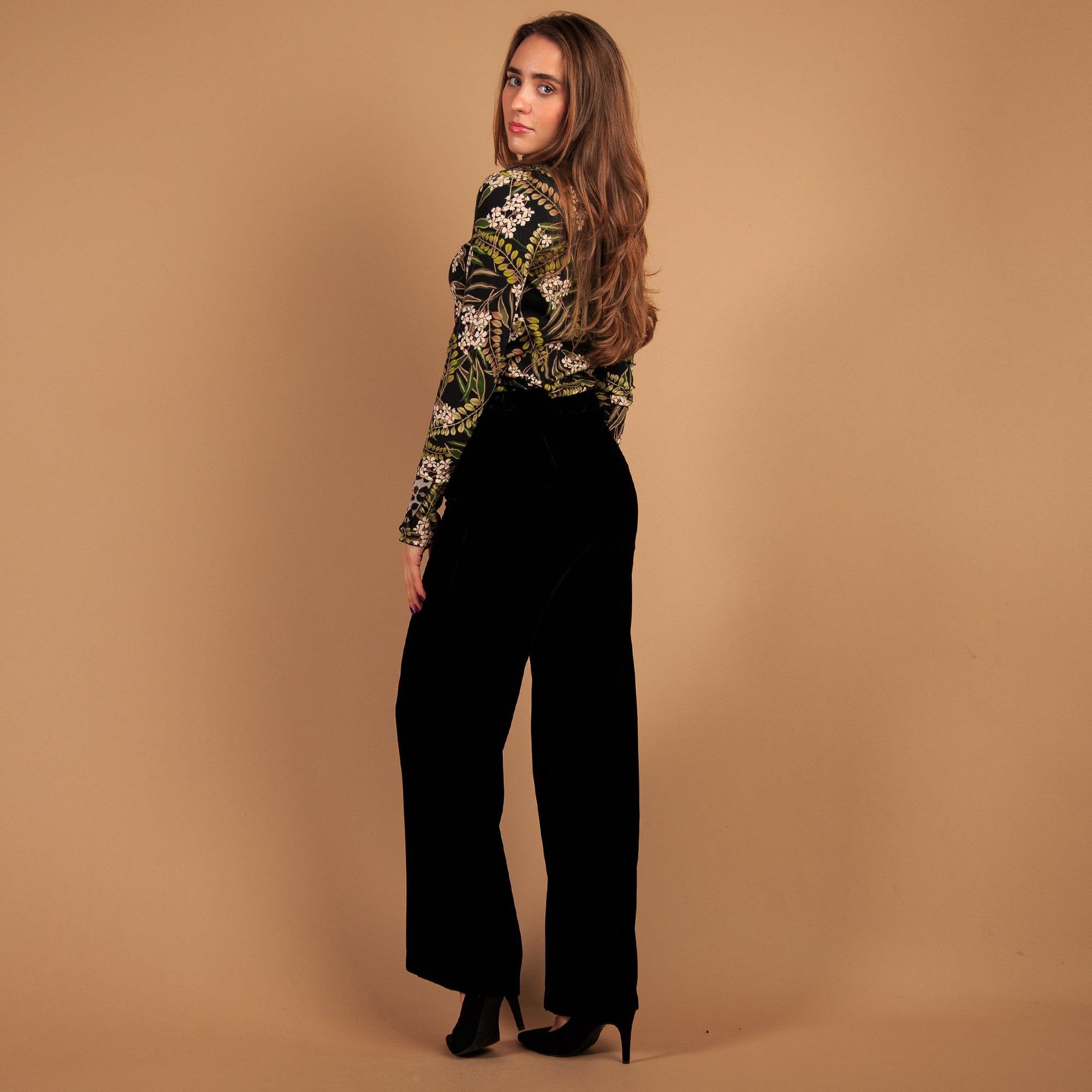 Marc Cain Velvet Weida Wide Leg Trouser With Elastic Back Black