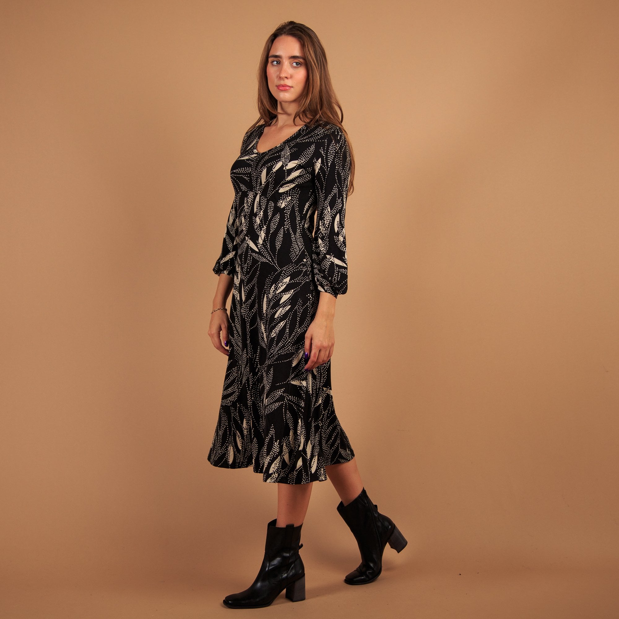 Pomodoro Spot Leaf Print Midi Jersey Dress Black/ecru