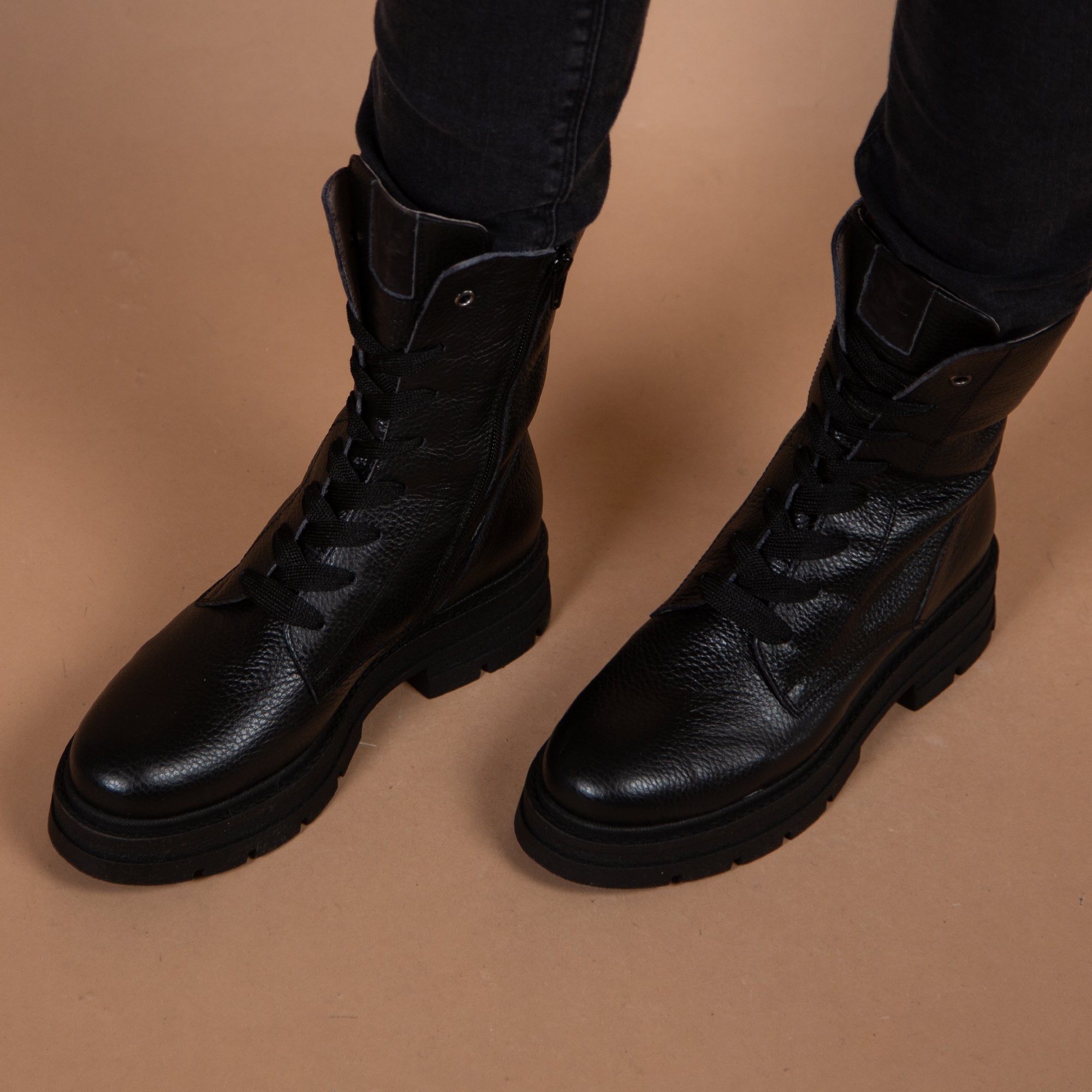 Dl Sport Grained Leather Chunky Ankle Boot Black