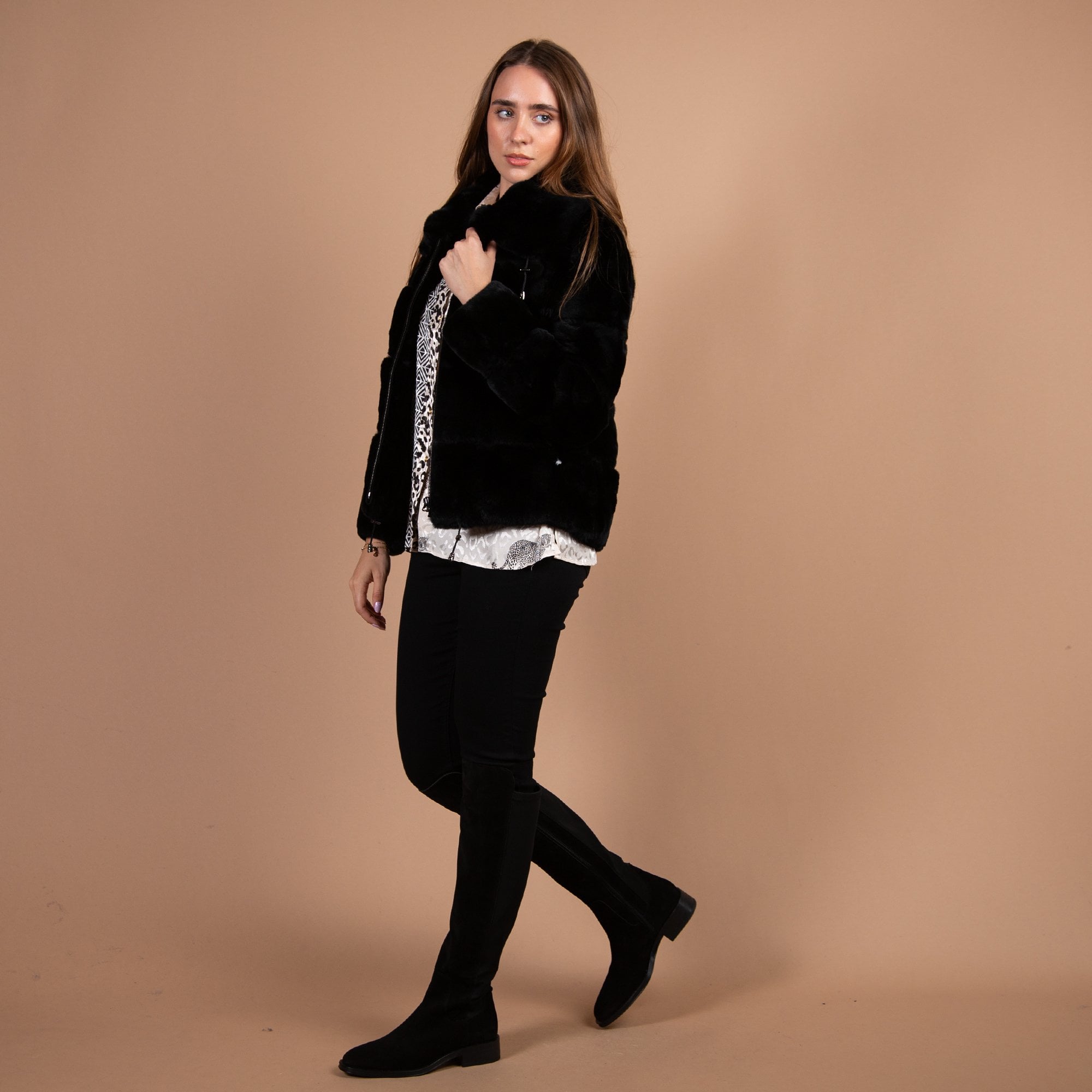 Levinsky Amoy Toggle Collar Short Fur Jacket Black