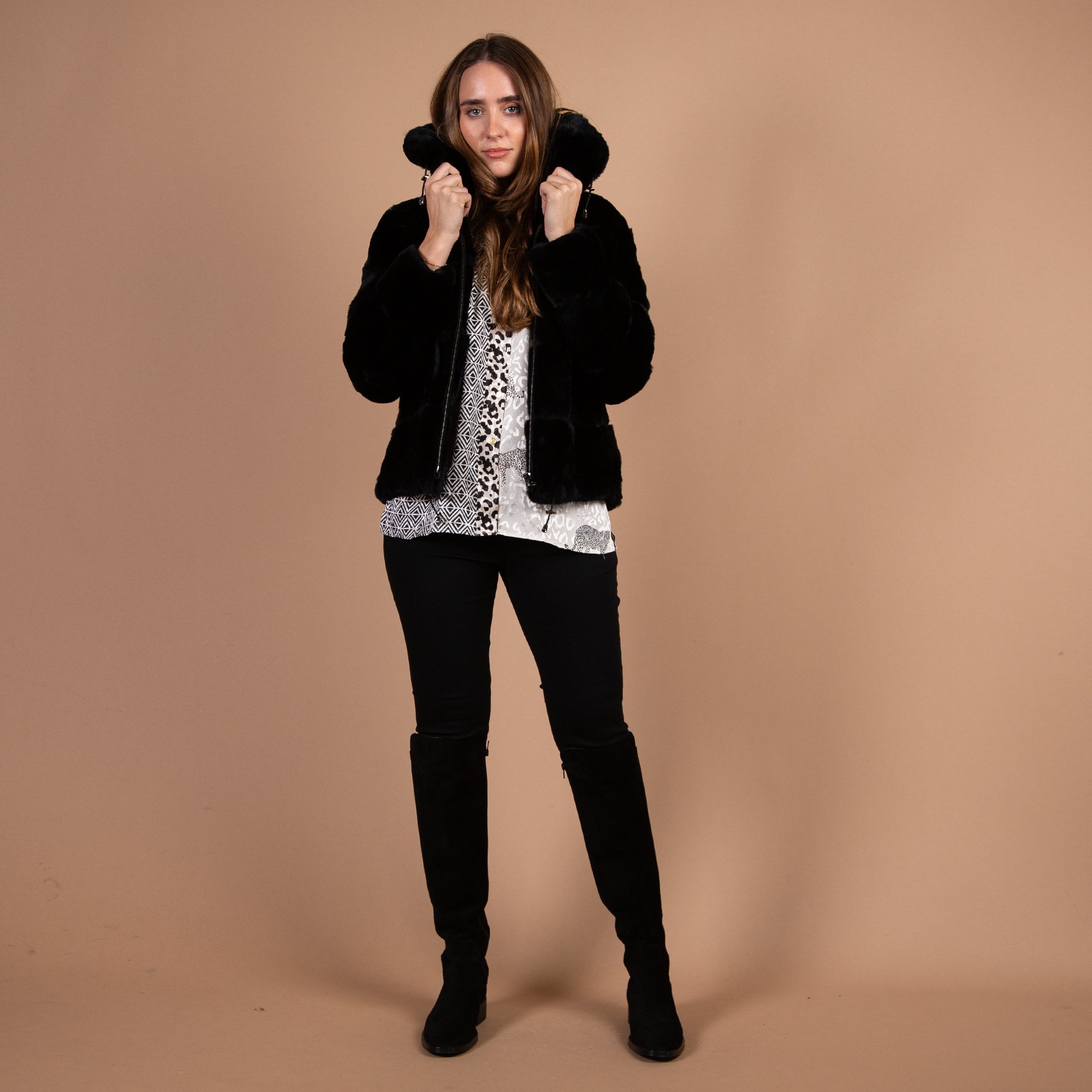 Levinsky Amoy Toggle Collar Short Fur Jacket Black