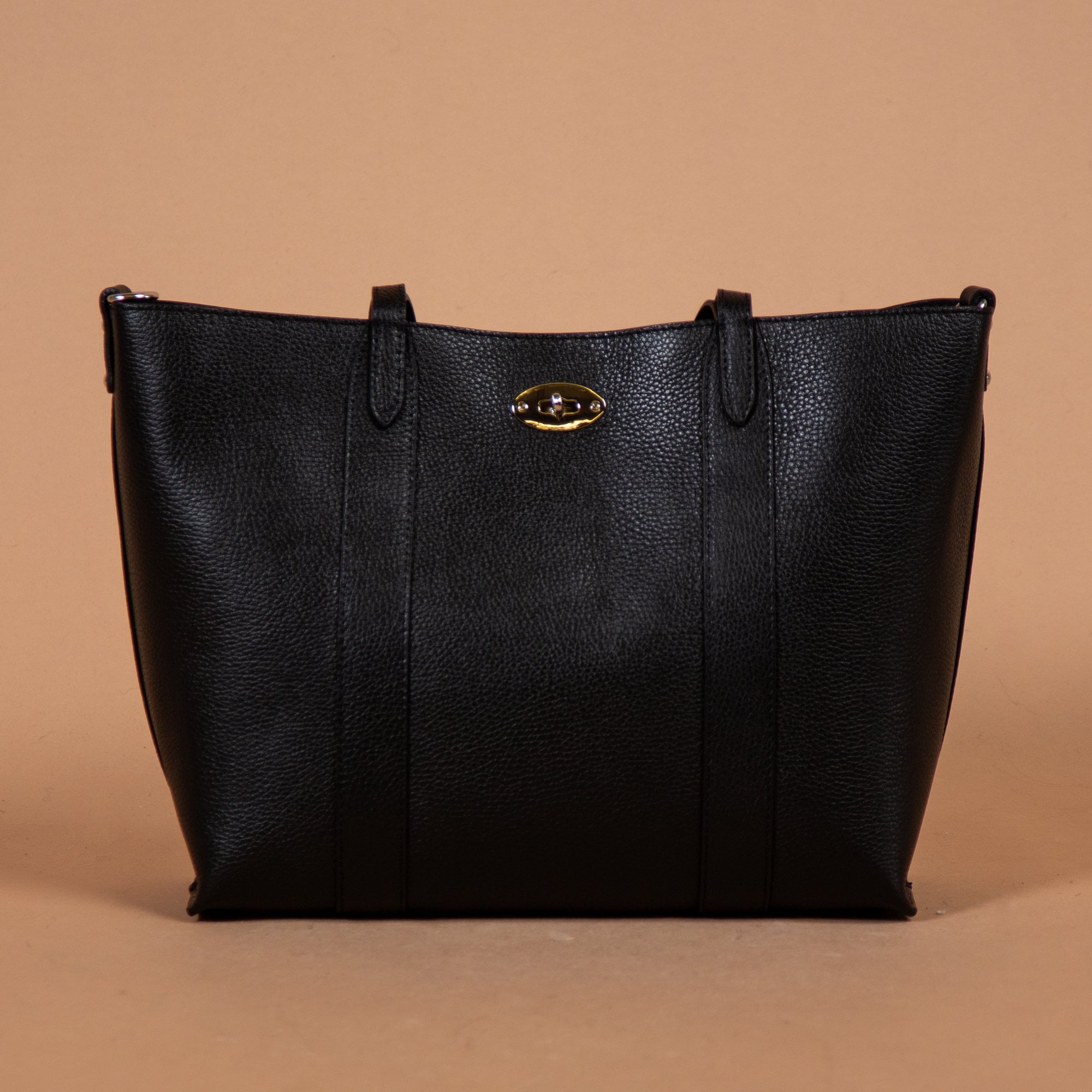 Sister ME Leather Tote With Twist Clasp Black