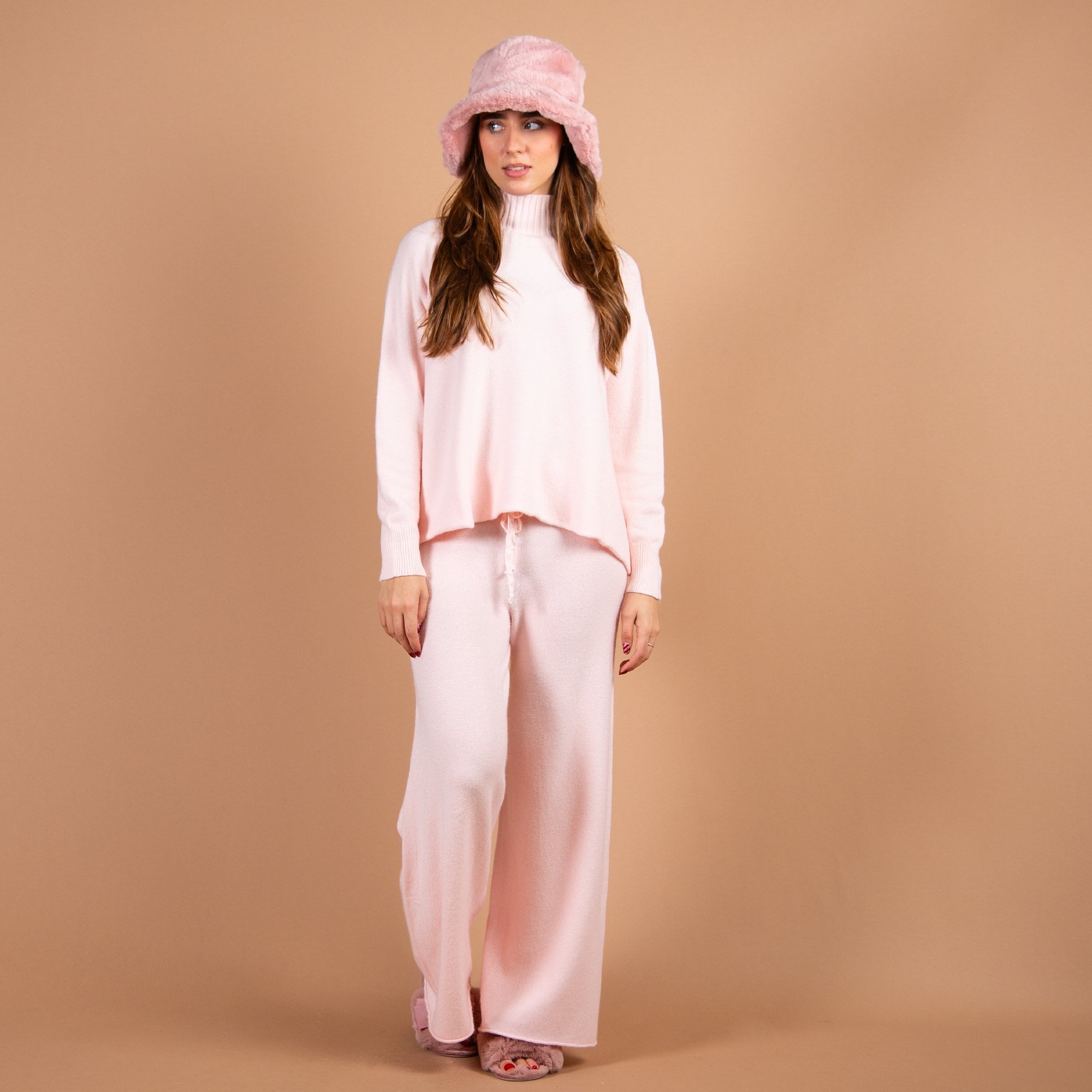 Zelly Faux Fur Bucket Hat Dusty Pink