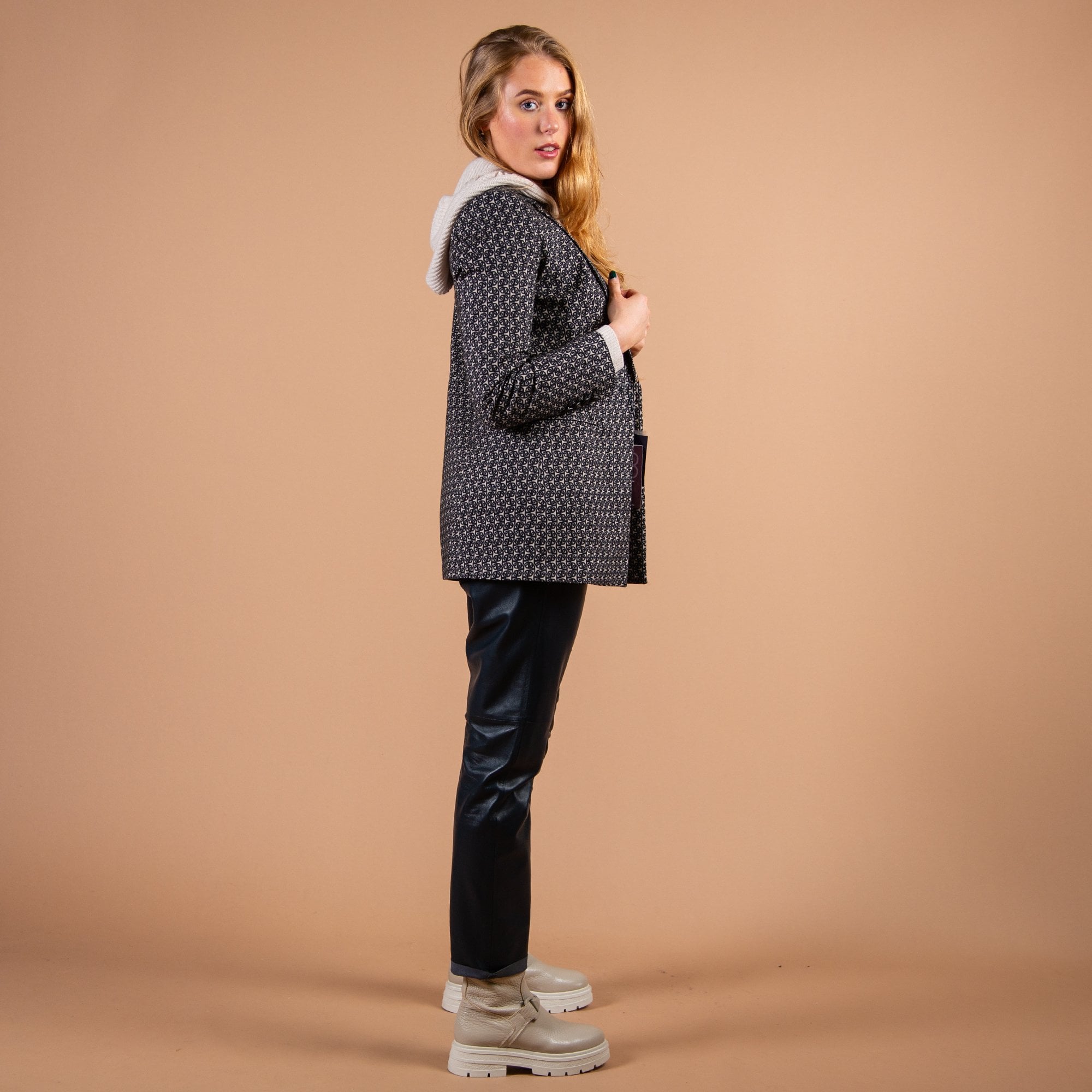 Bariloche Litoral Chain Print Stretch One Button Jacket Black/cream