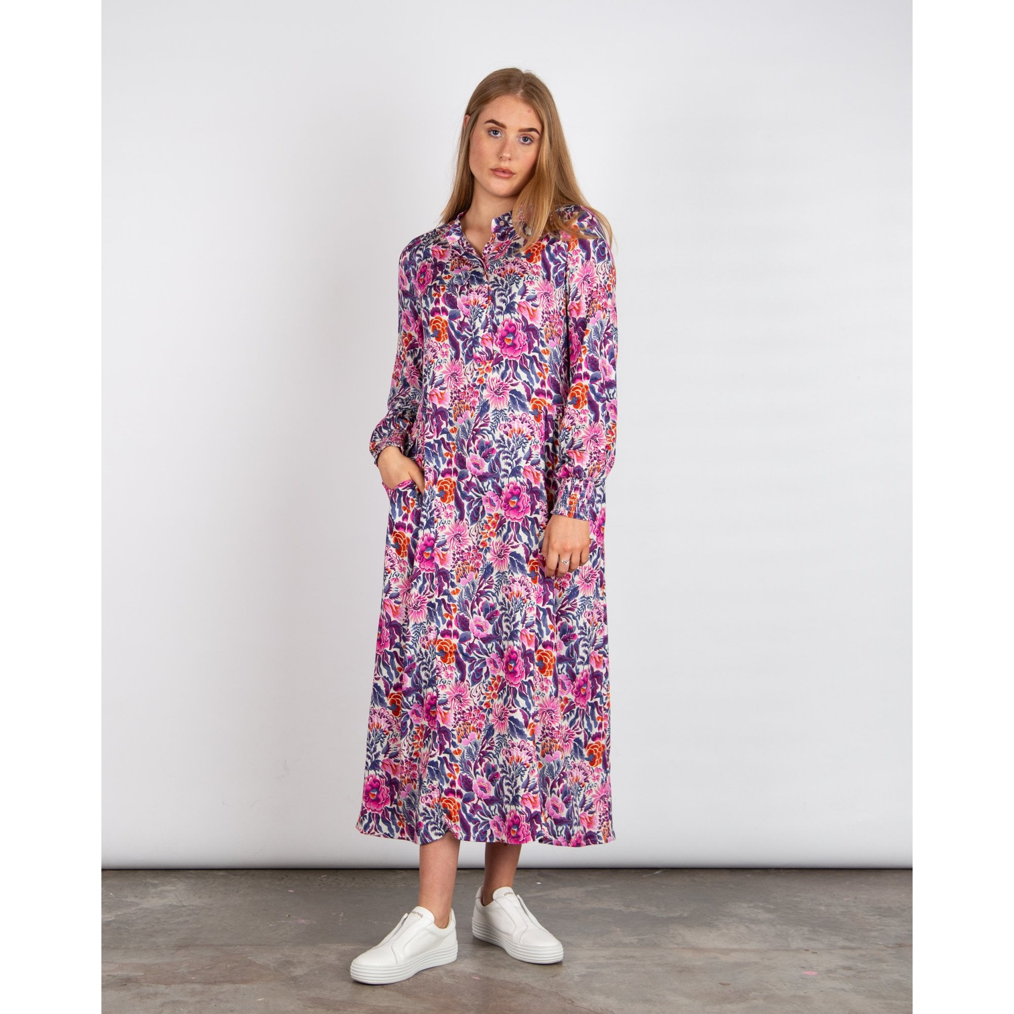 Dea Kudibal Marladea EV Floral Print Crepe Maxi Dress Tehuana Villea