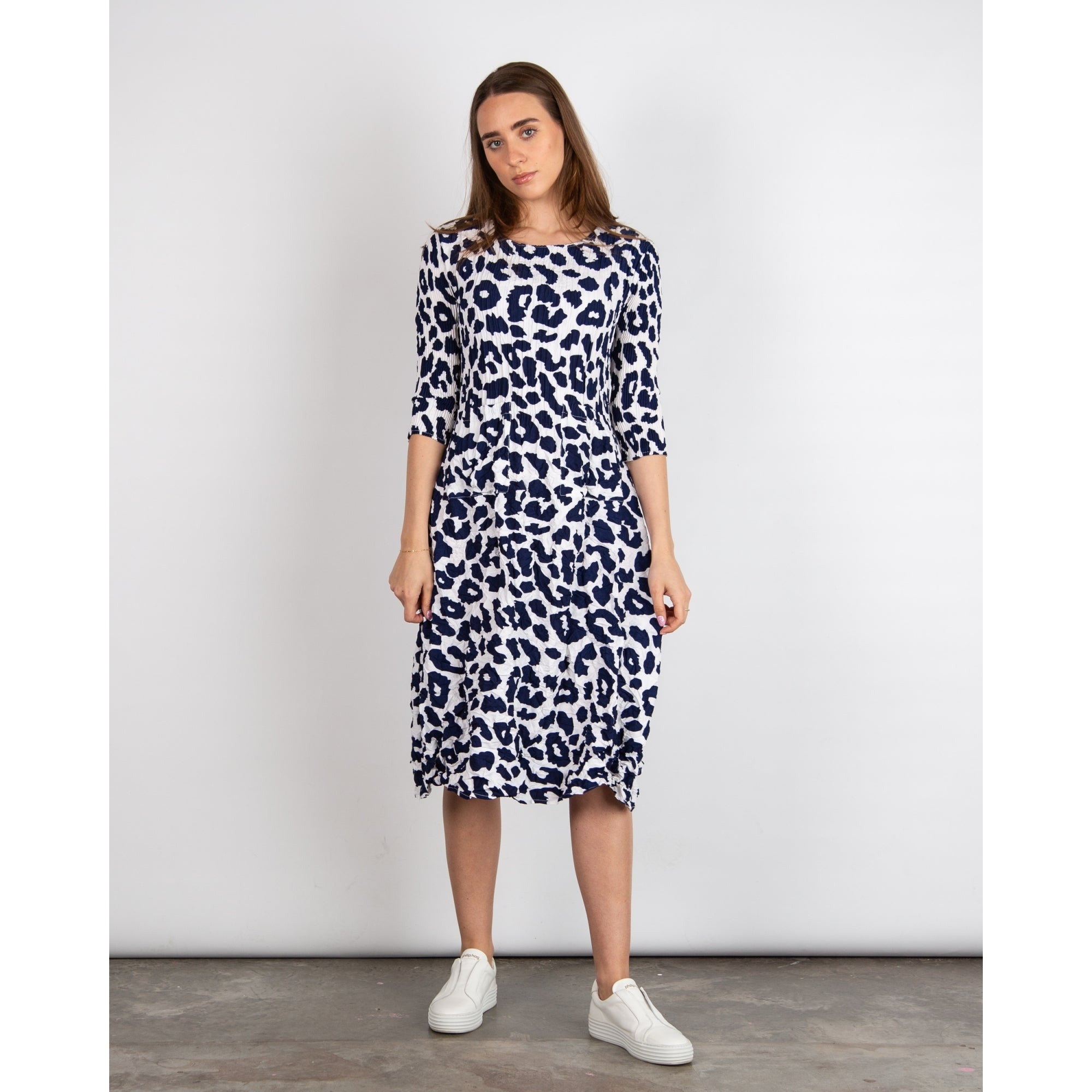 Alquema Round Neck Leopard Print Crinkle Dress White/navy