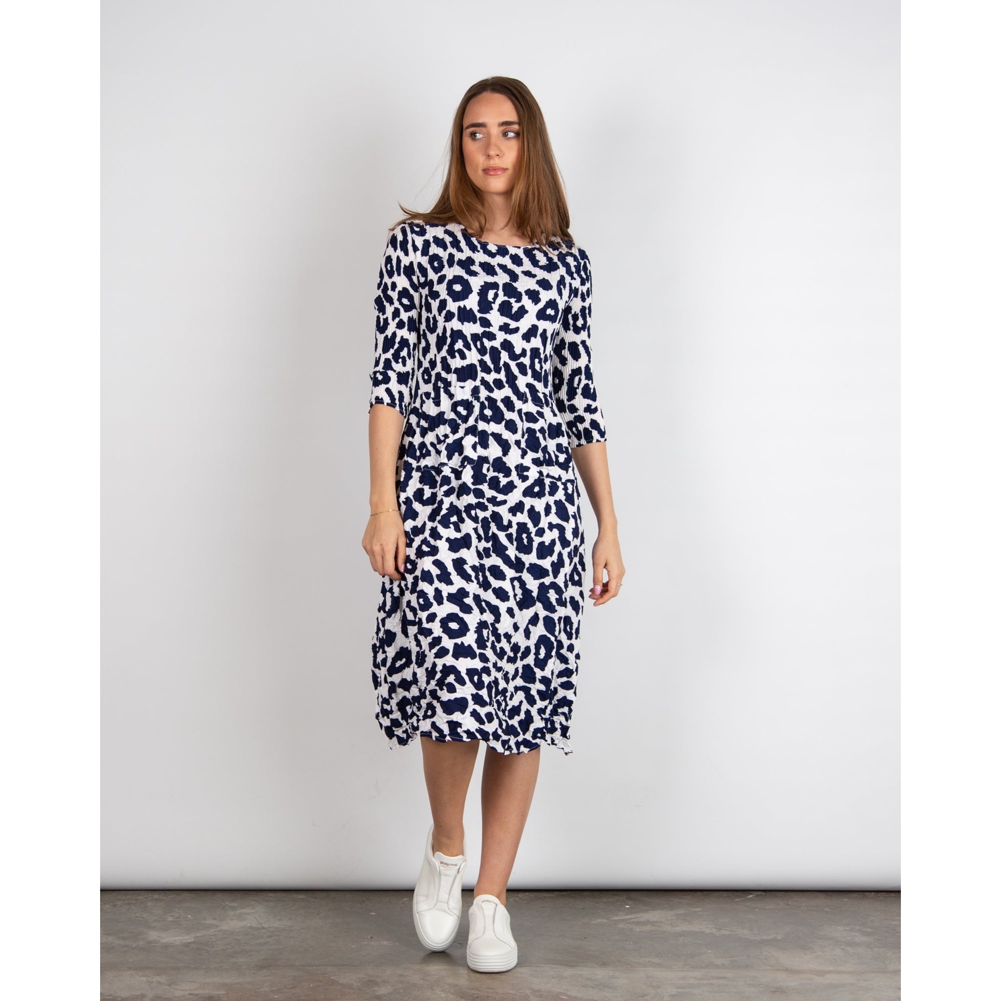Alquema Round Neck Leopard Print Crinkle Dress White/navy